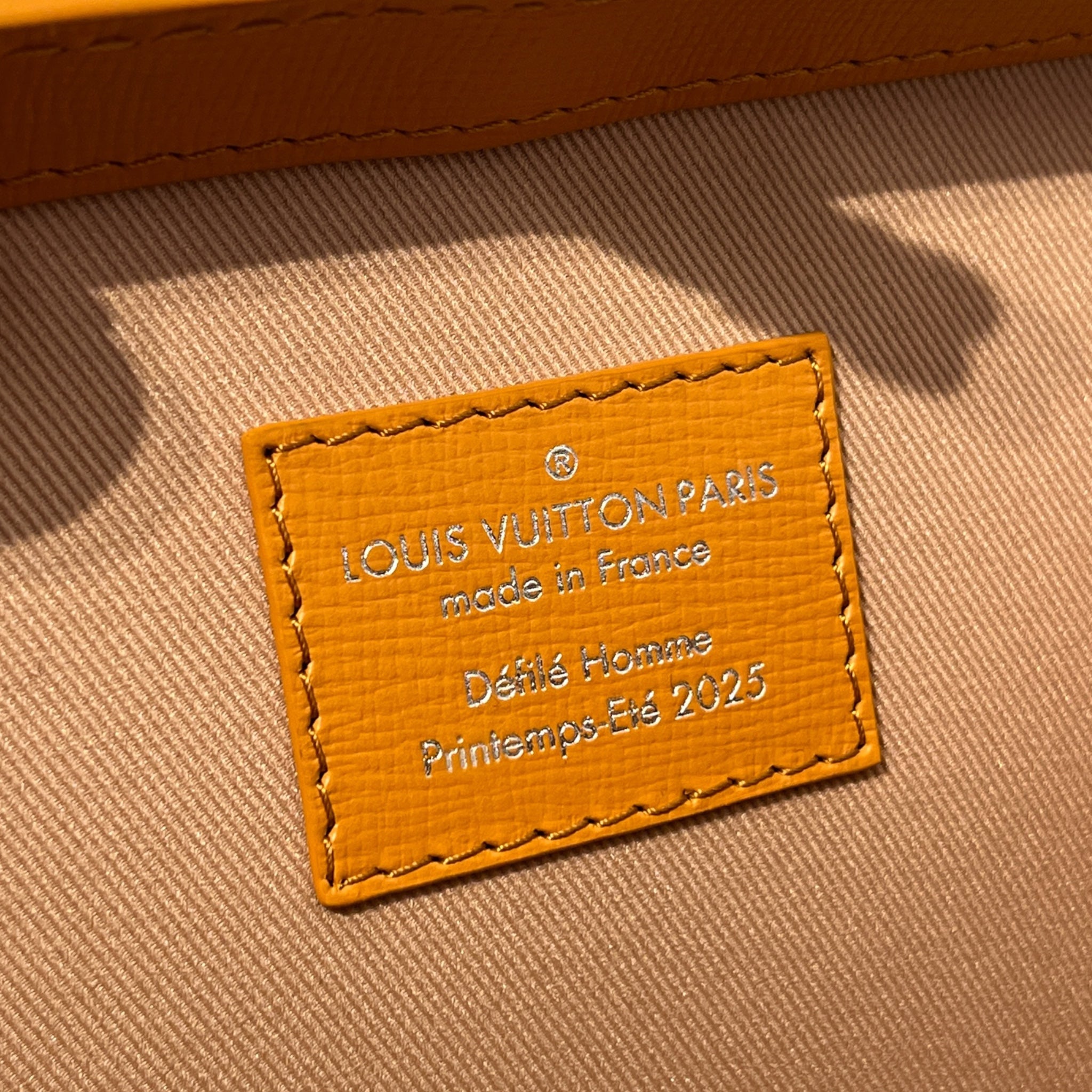 LOUIS VUITTON/Cross Body Bag/Leather/ORN/Epi Leather To Go Box view 5