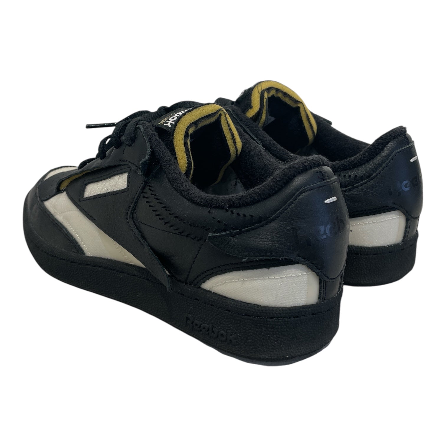 Maison Margiela/Low-Sneakers/US 9.5/Leather/BLK/reebok collab view 2