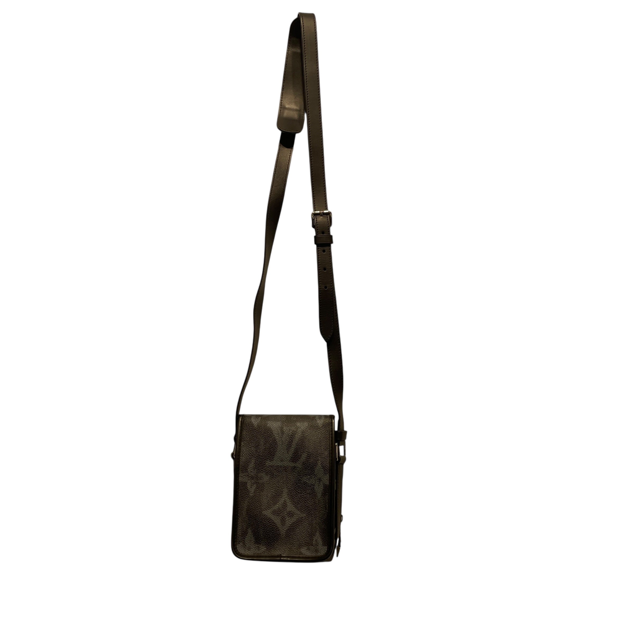 LOUIS VUITTON/Cross Body Bag/All Over Print/Leather/BLK/CROSS BPDY GRAFITI LOGO view 10