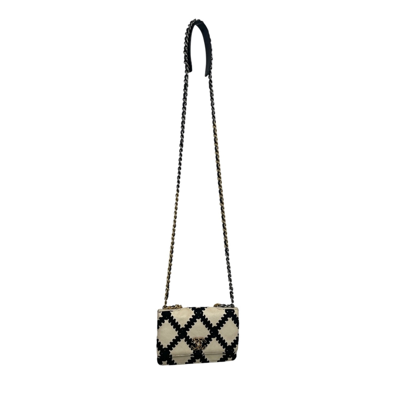 CHANEL/Cross Body Bag/Stripe/Leather/CRM/calfskin crochet blk criscros view 1
