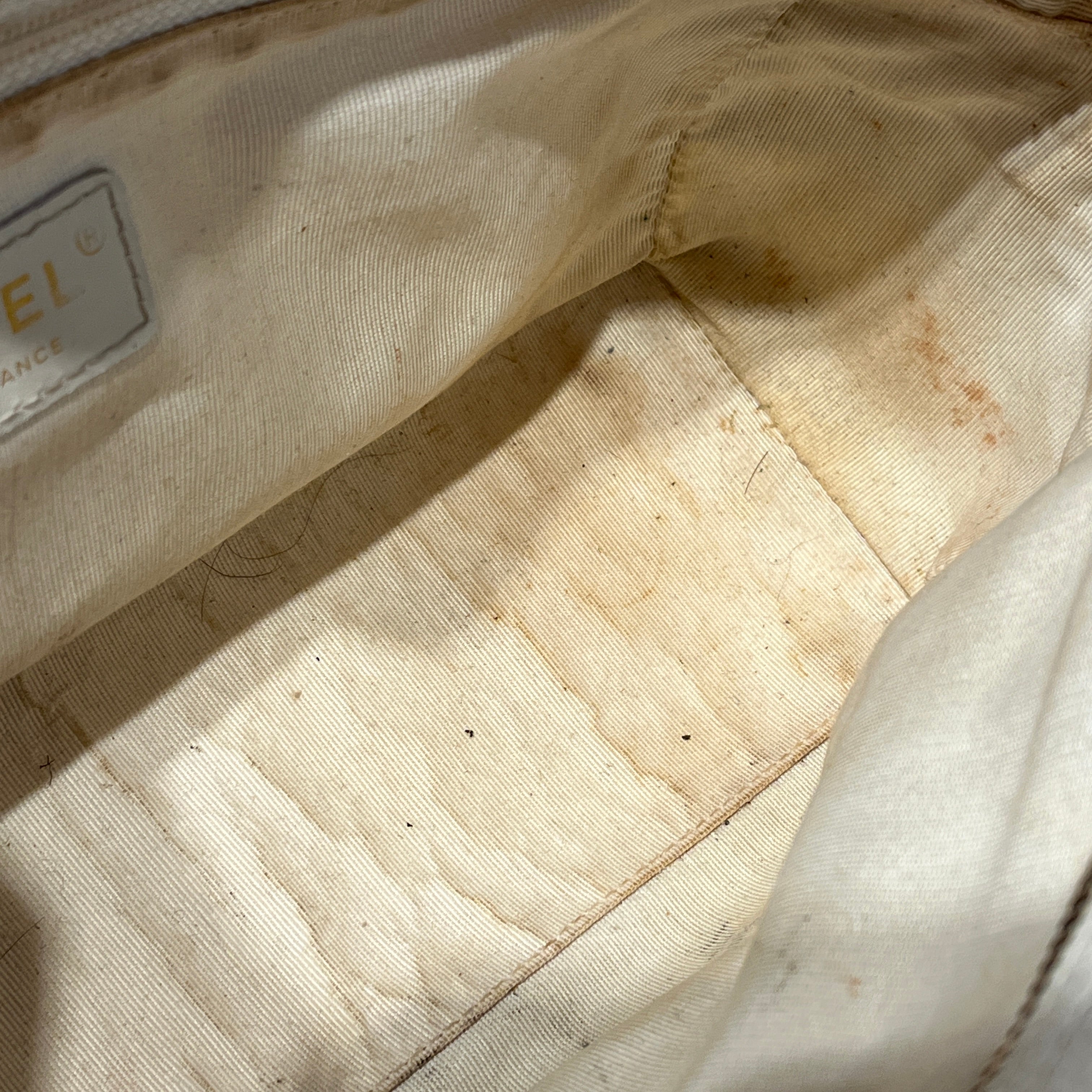 CHANEL/Hand Bag/Leather/WHT/Timeless Quilted Bowler Bag view 8