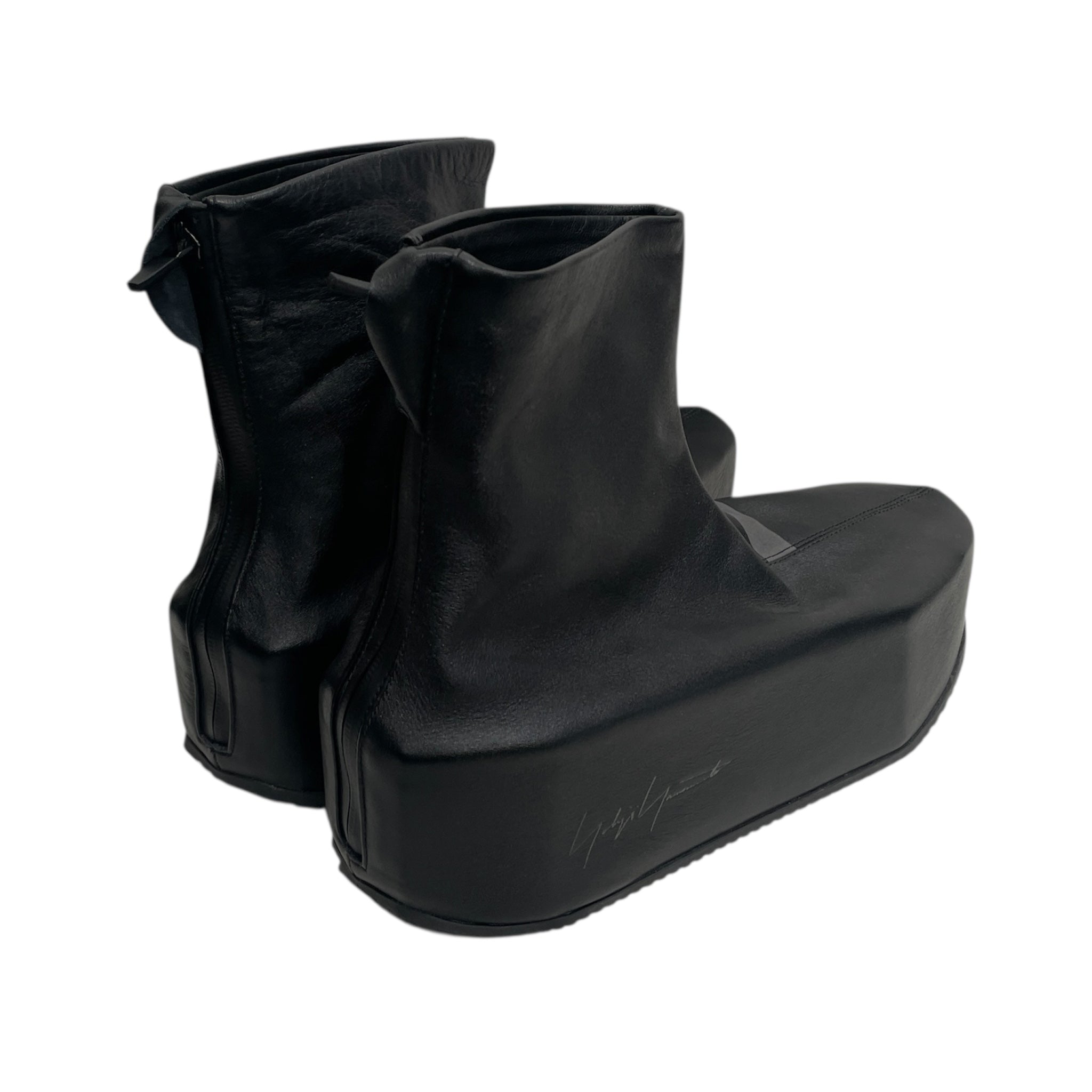 Y-3/Pull-On Boots/US 9/Leather/BLK/KYASU OVERBOOT view 2
