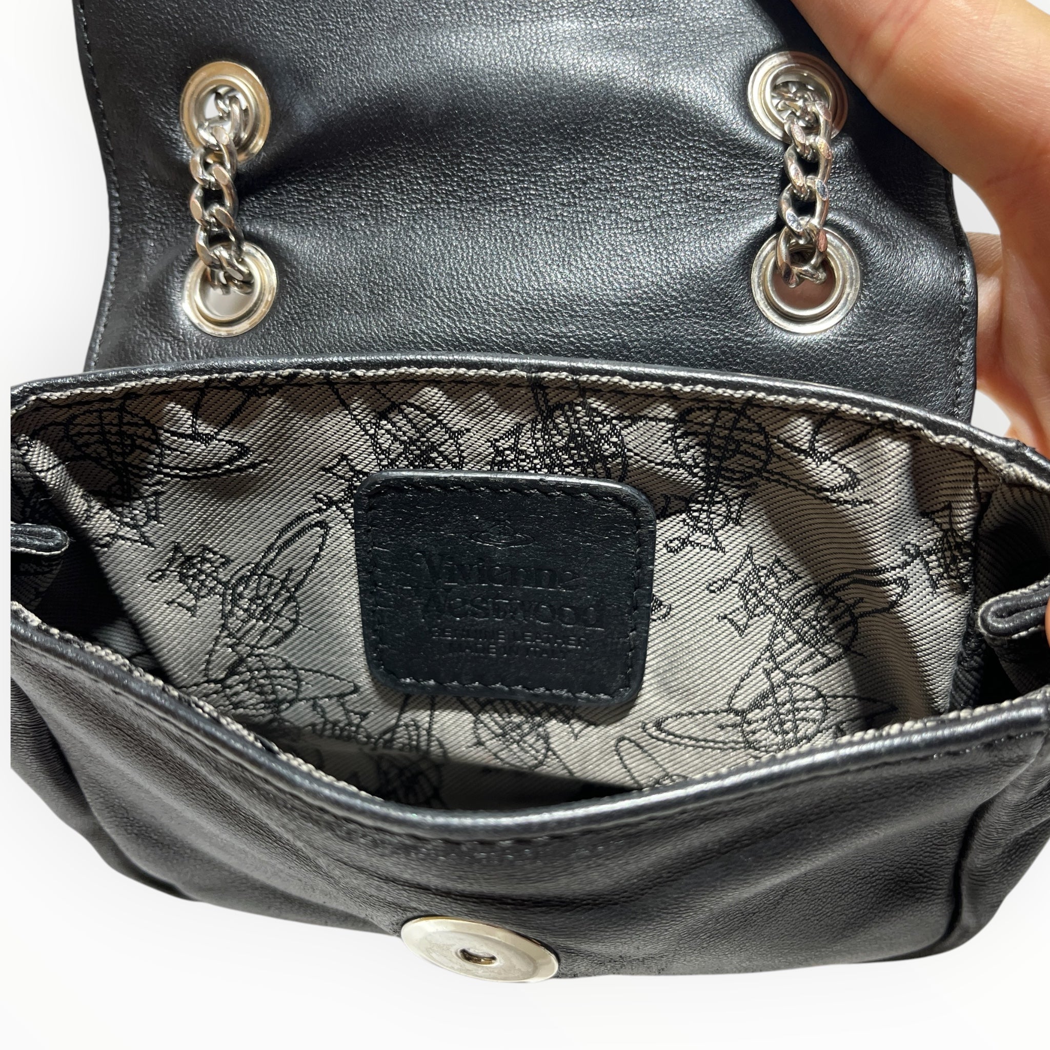 Vivienne Westwood/Cross Body Bag/Leather/BLK/nappa purse view 4