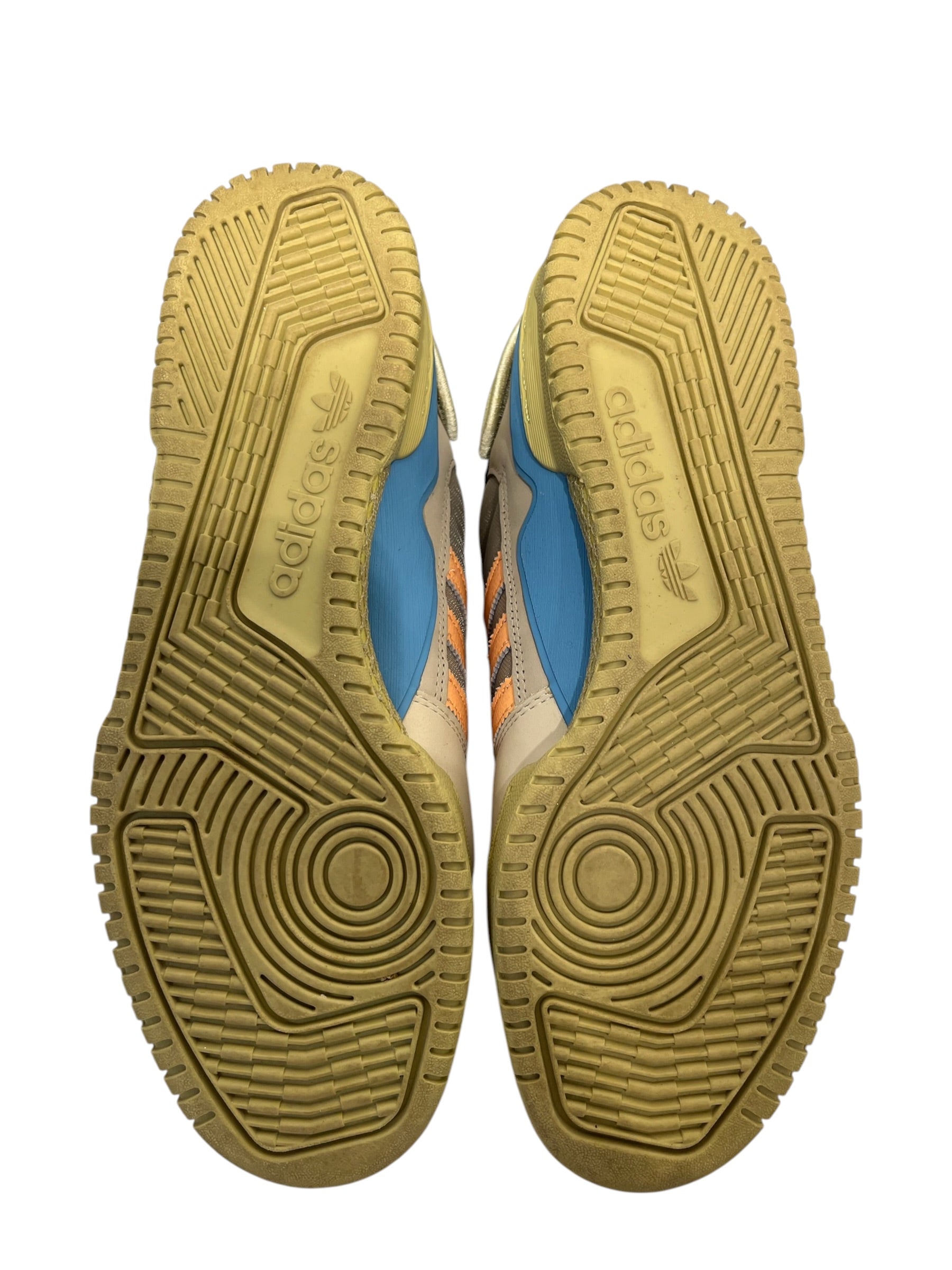 adidas/Low-Sneakers/US 10/MLT/BAD BUNNY Catch and throw view 4