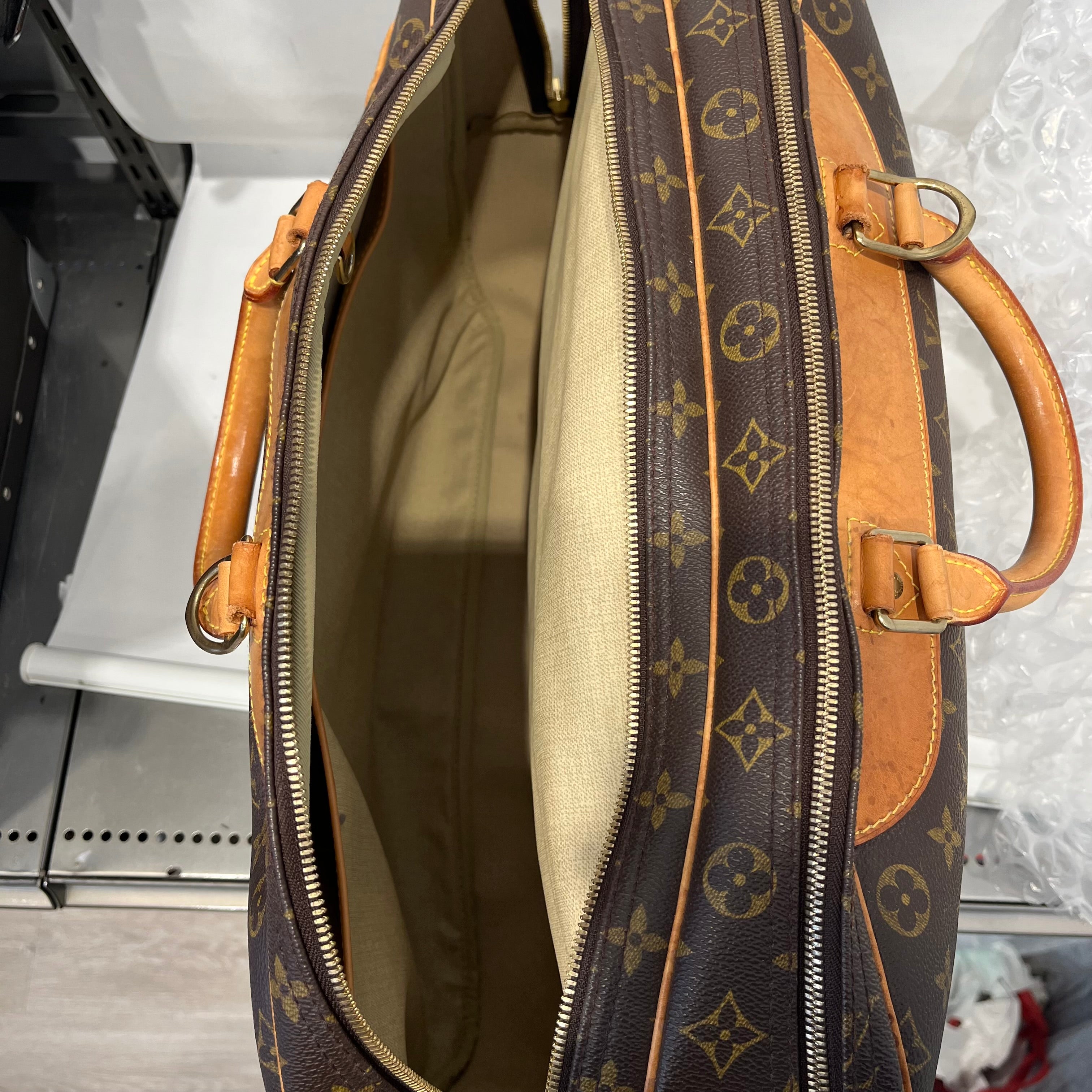 LOUIS VUITTON/Bag/Monogram/Leather/BRW/travel bag view 5