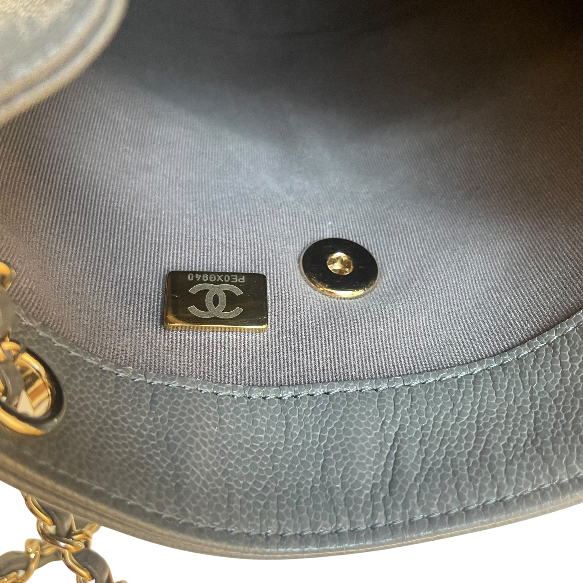 CHANEL/Backpack/Leather/GRY/mini cargo duma view 6