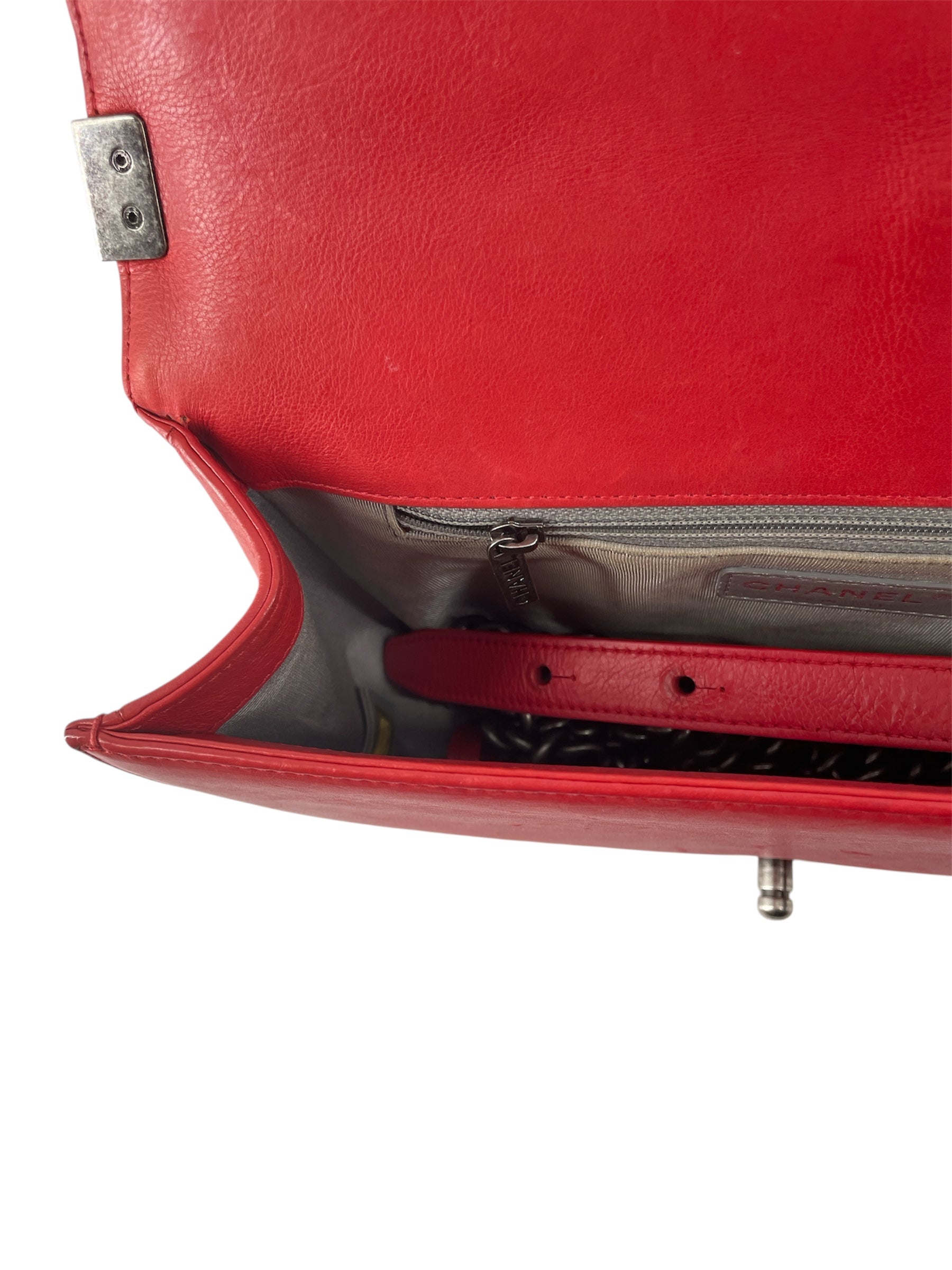 CHANEL/Cross Body Bag/Leather/RED/18779912 view 4
