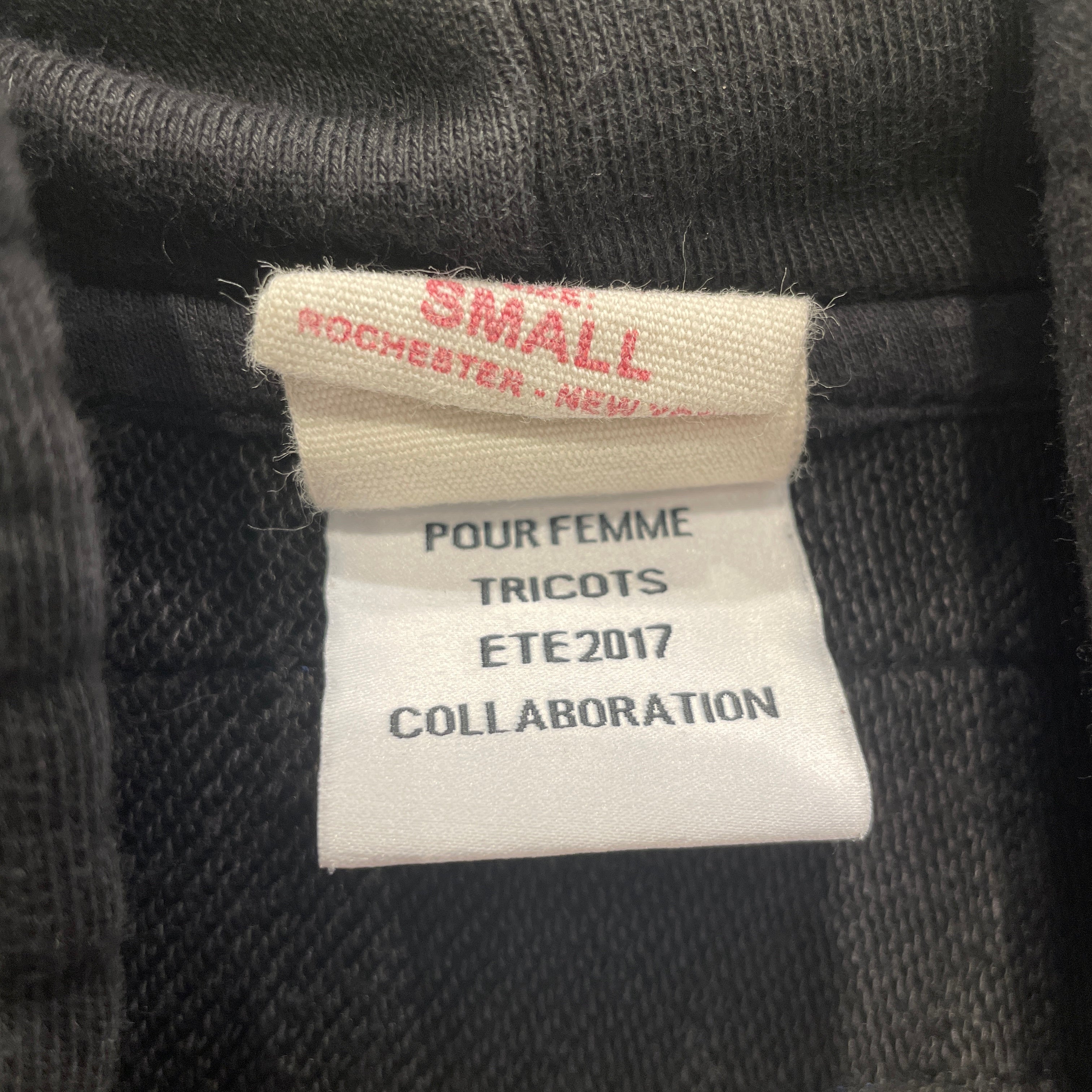 VETEMENTS/Hoodie/S/Cotton/BLK/HUGE TAG ON THE HOOD view 4