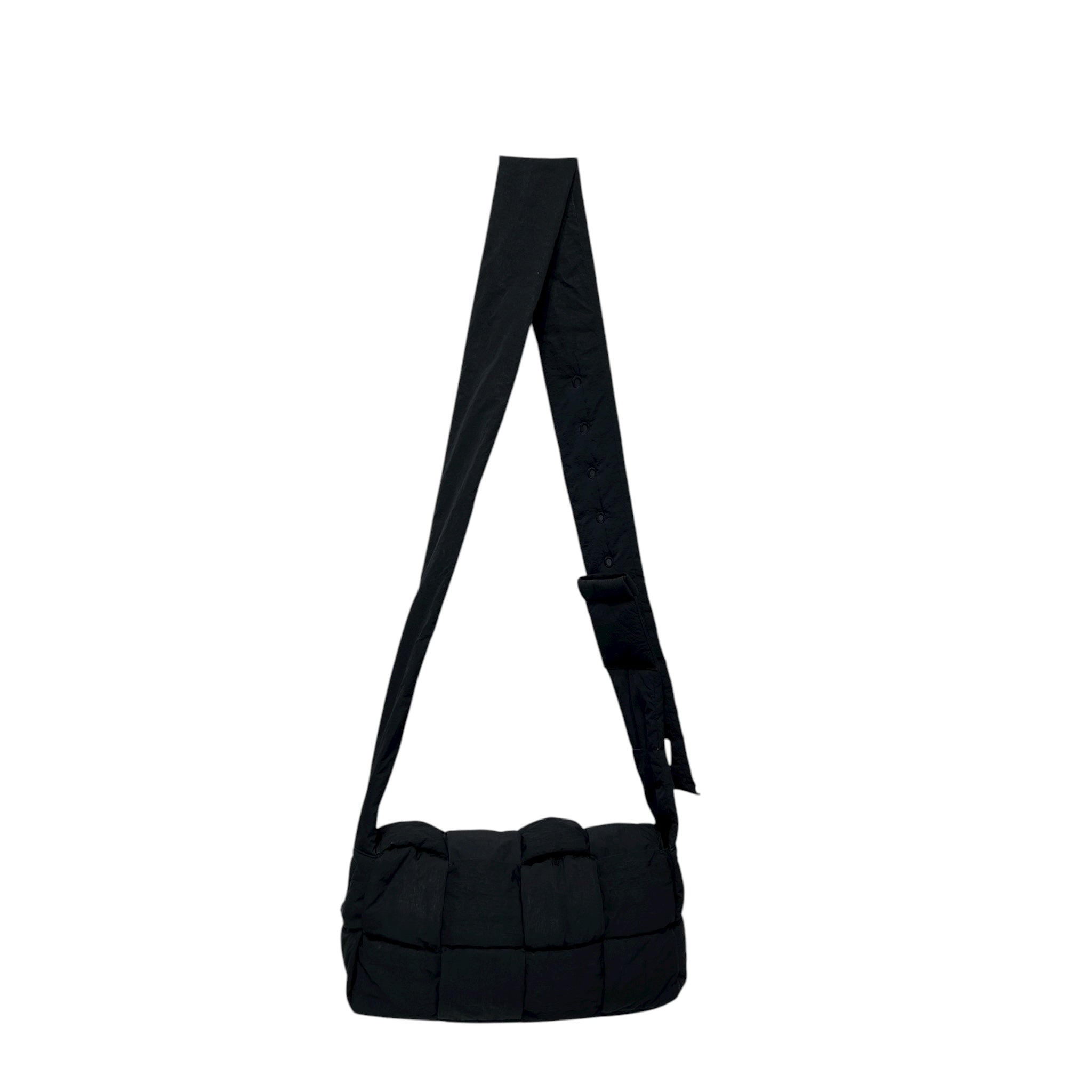 BOTTEGA VENETA/Cross Body Bag/Nylon/BLK/CASSETTE view 3
