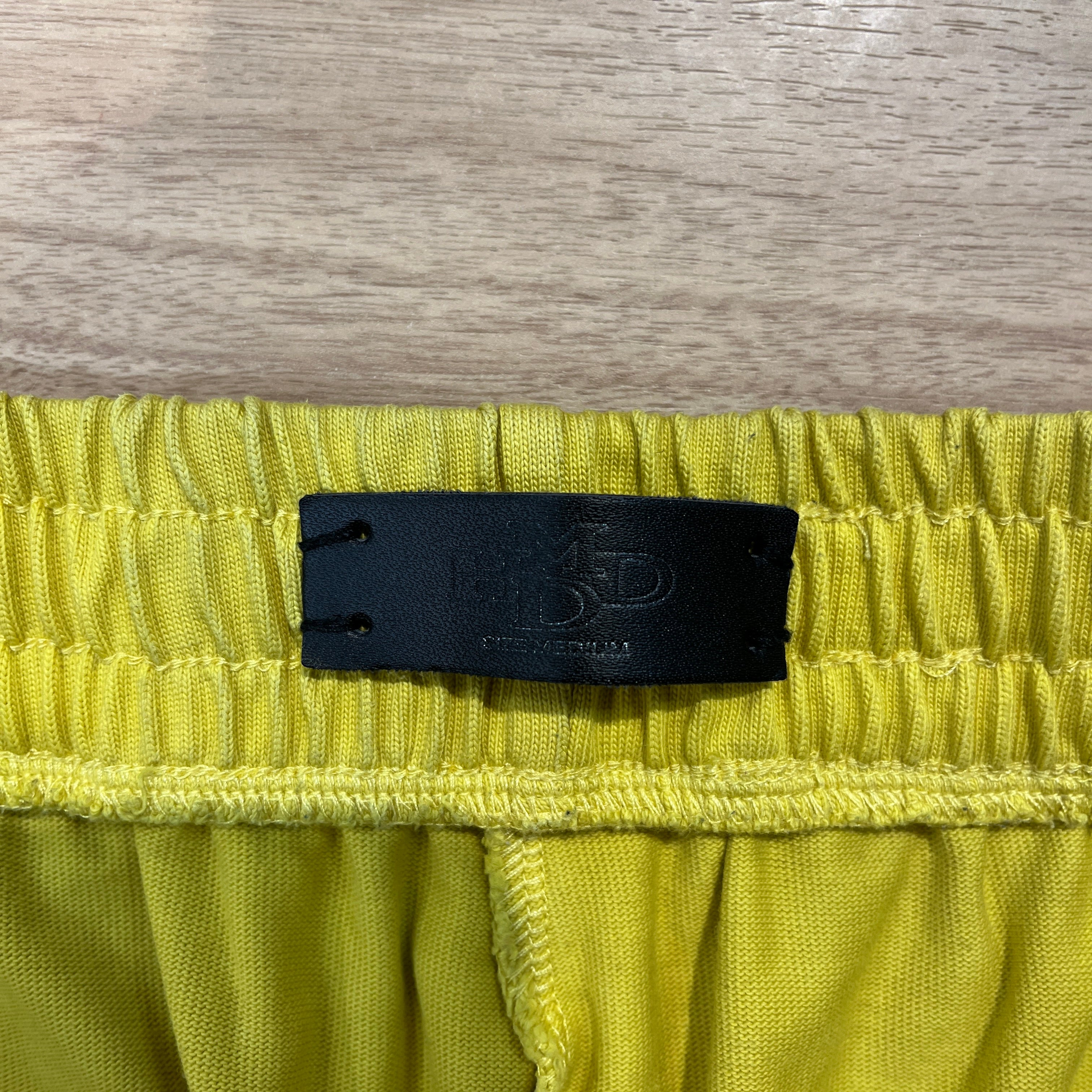 HMDD(Happy Memories Don't Die)/Shorts/M/Cotton/YEL/Chim Embroidered view 3