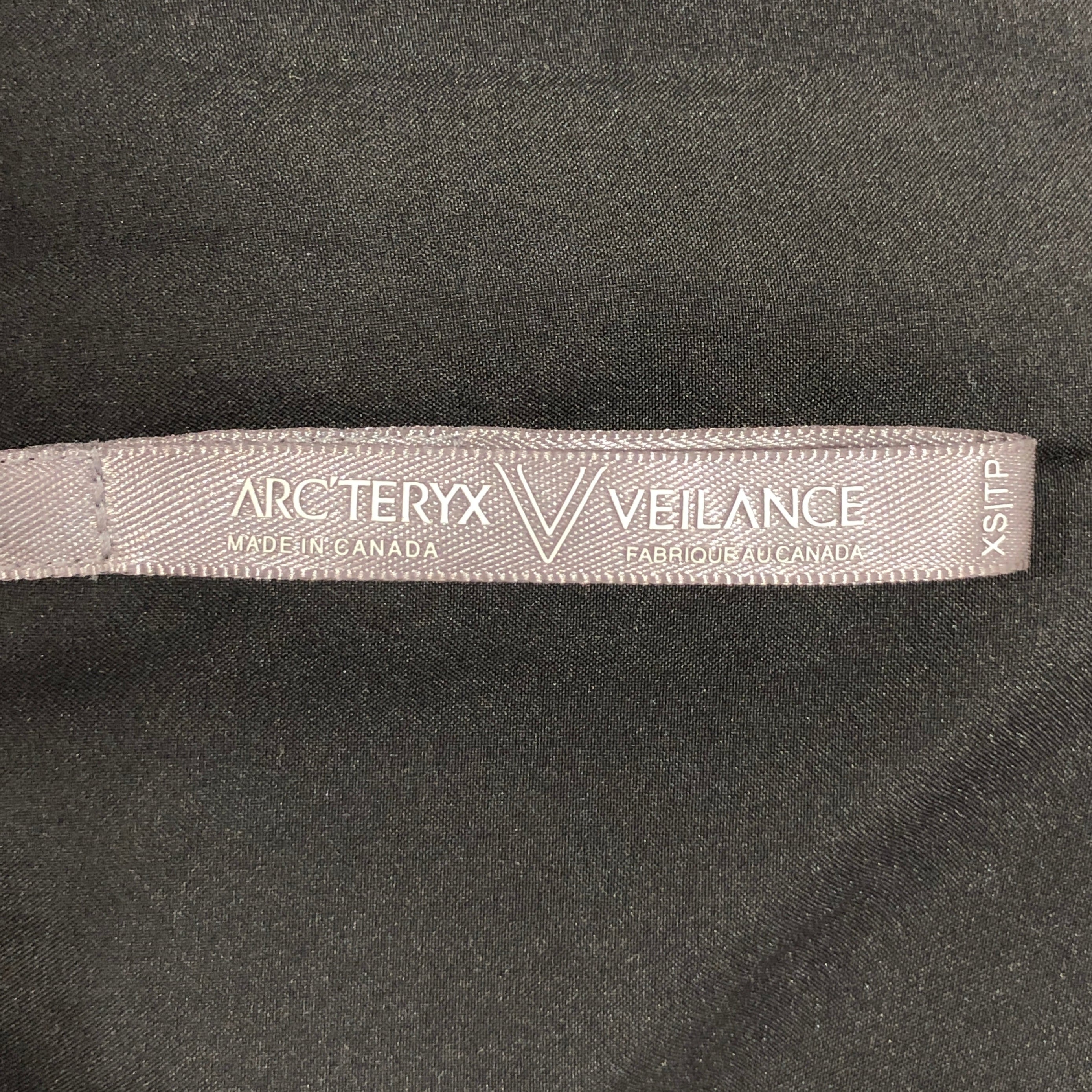 ARC'TERYX VEILANCE/Jacket/XS/Polyester/BLK/button up insulated jkt view 3