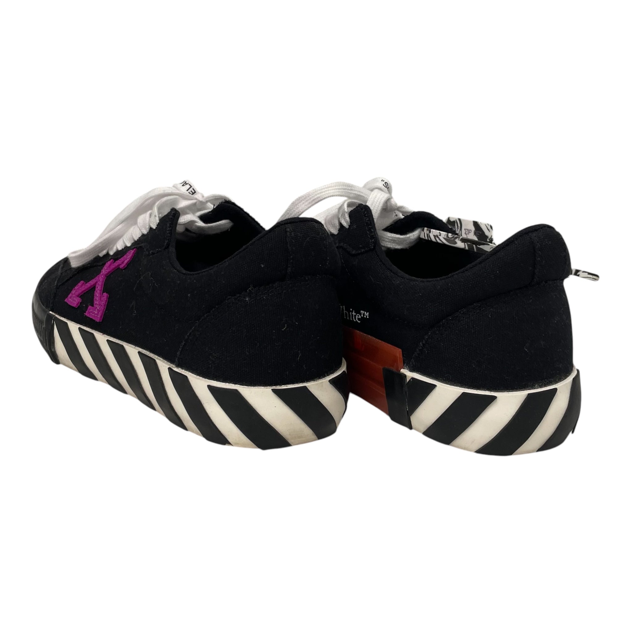 OFF-WHITE/Low-Sneakers/US 10/Cotton/BLK/Purple offwhite lgo view 3