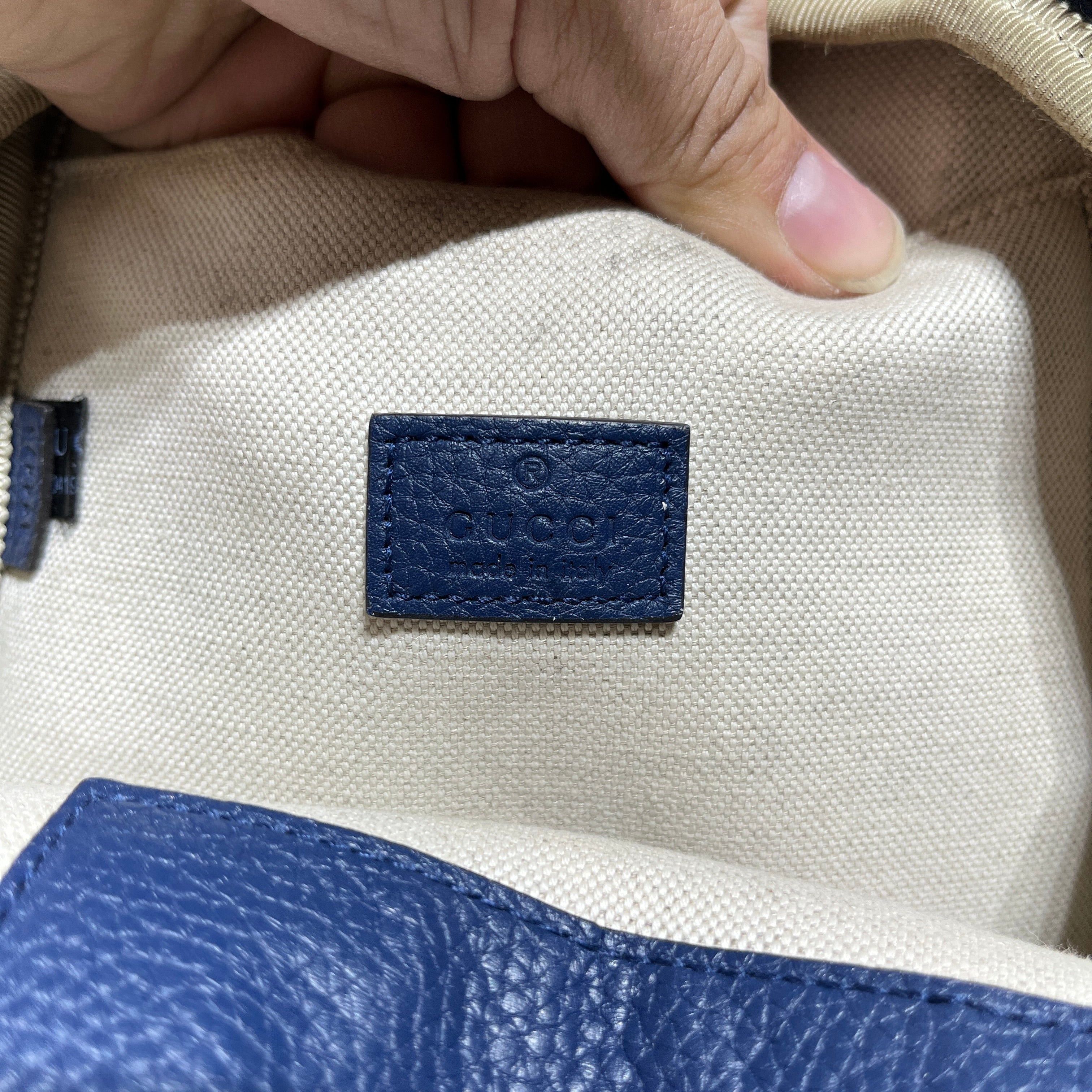 GUCCI/Cross Body Bag/Monogram/Leather/NVY/jumbo GG sling view 7