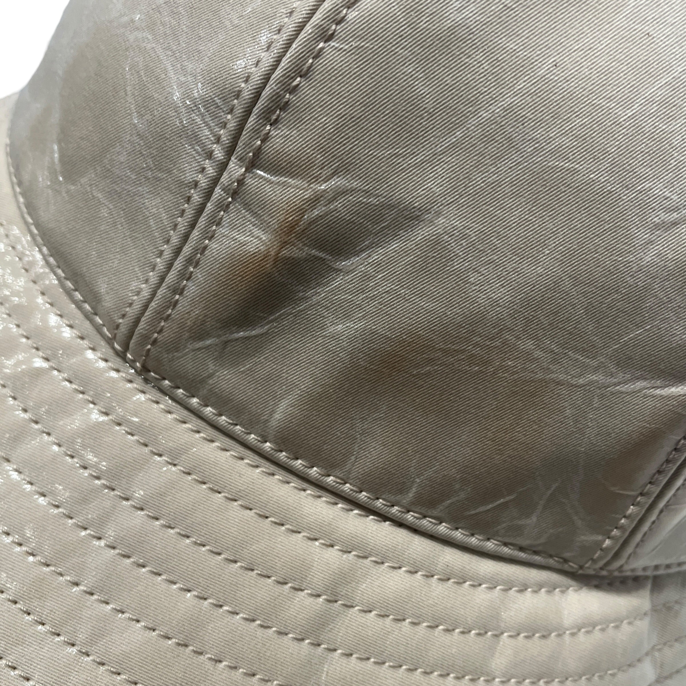 BURBERRY LONDON/Bucket Hat/S/Leather/CRM/PATENT LEATHER  GOLD EMBLEM view 6