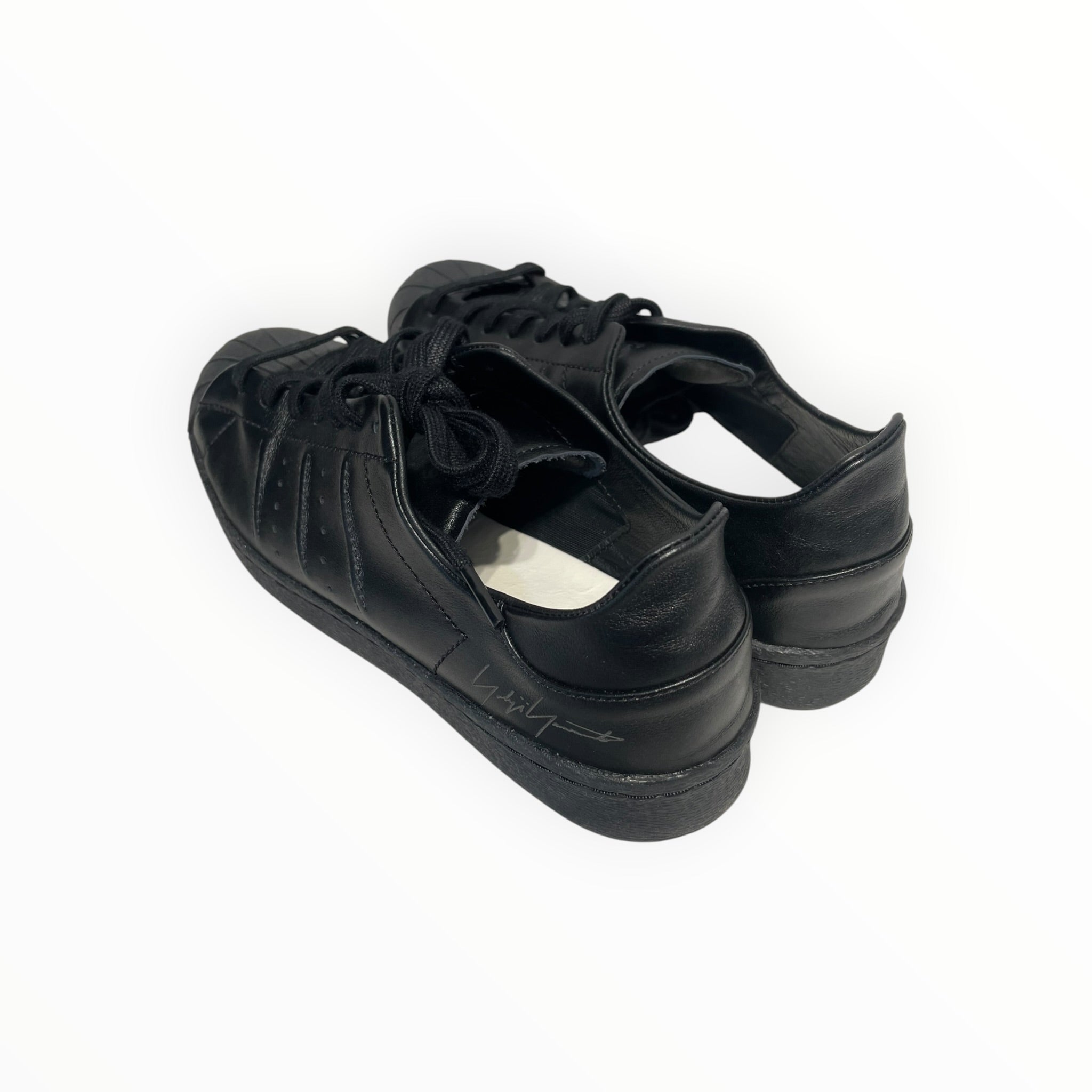 Y-3/Low-Sneakers/US 8/Leather/BLK/black supertars view 2