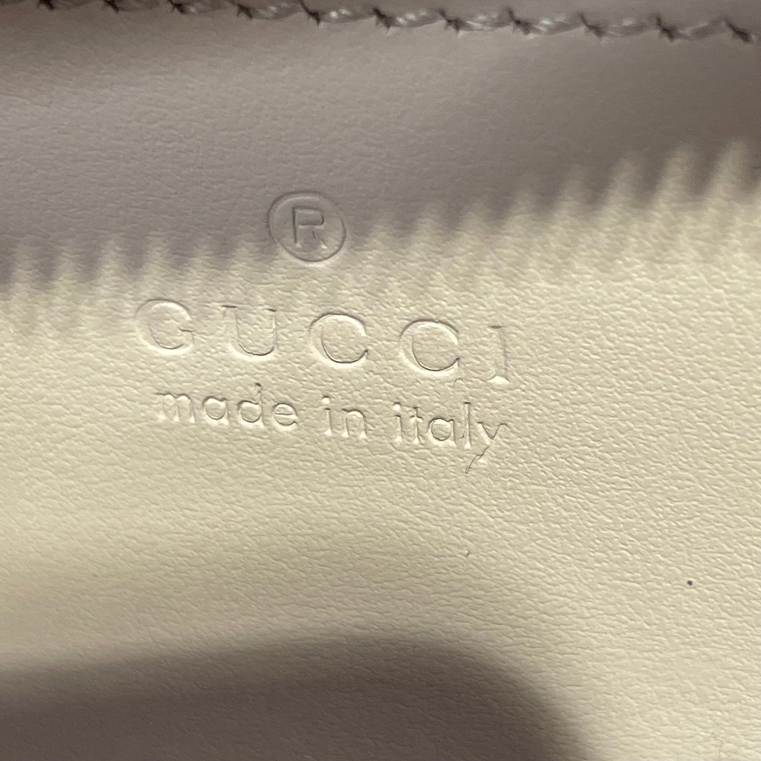 GUCCI/Cross Body Bag/Leather/WHT/GG Marmont Quilted Bag view 5