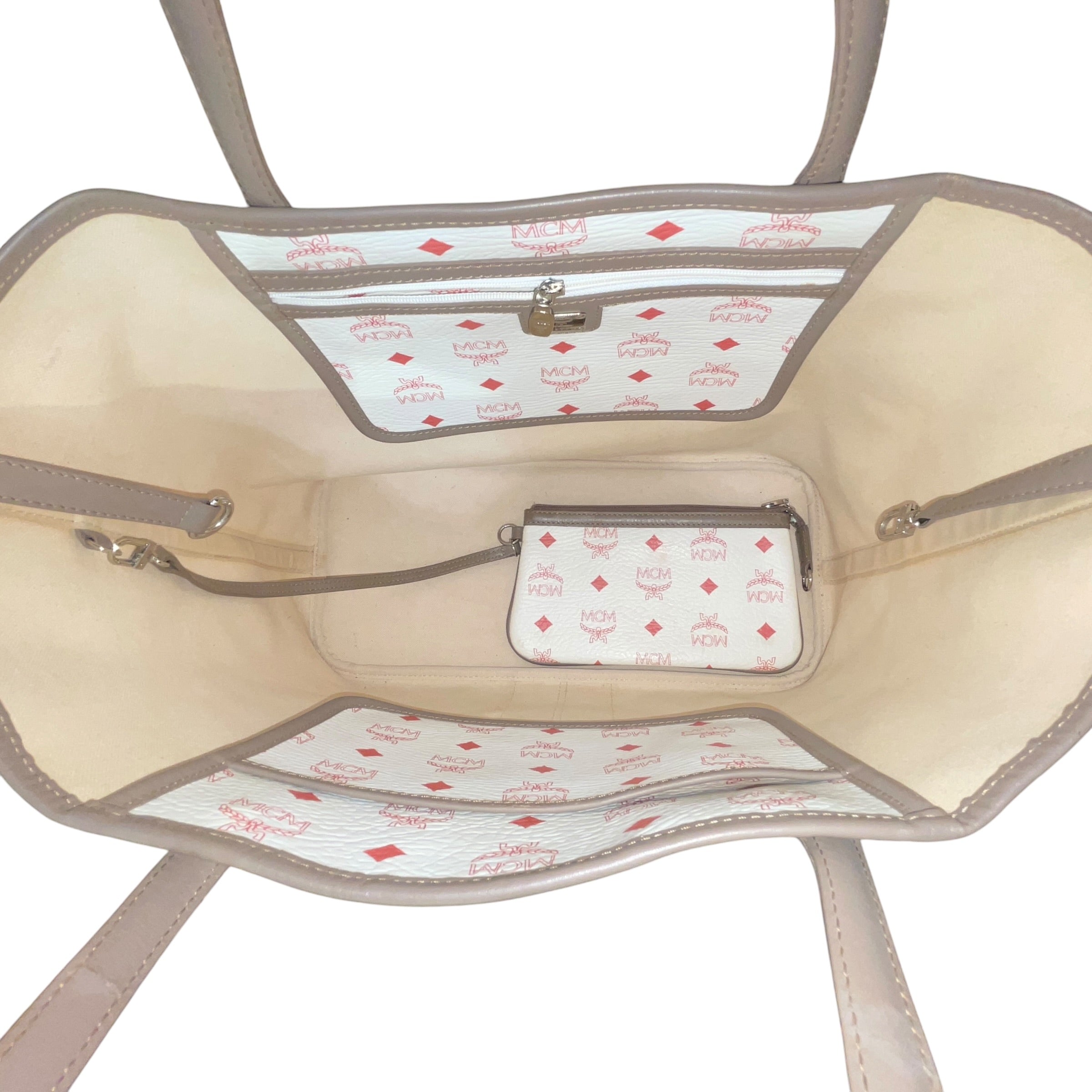 MCM/Tote Bag/Monogram/Leather/WHT/Lion Princess Tote bag view 4