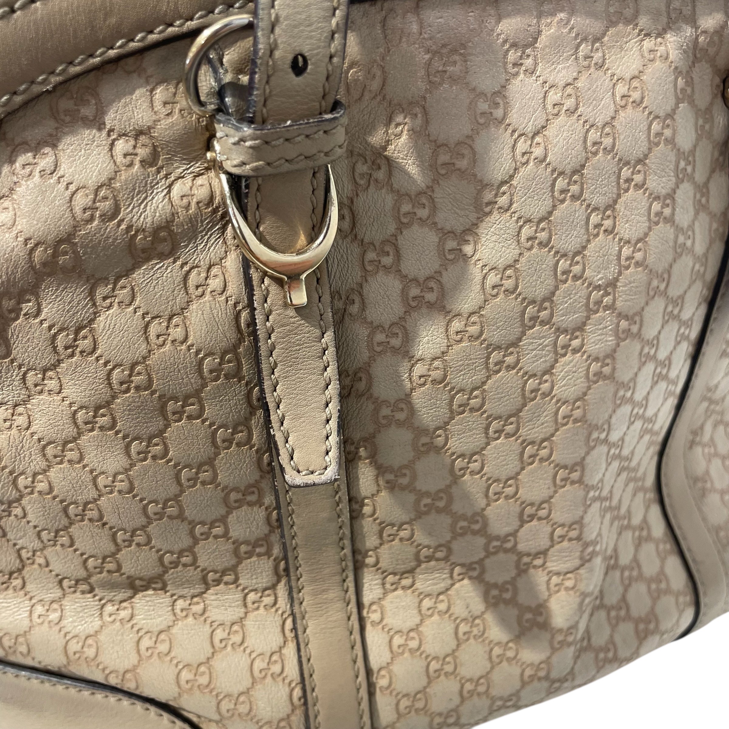 GUCCI/Cross Body Bag/Monogram/Leather/CRM/microguccissima small nice top view 7