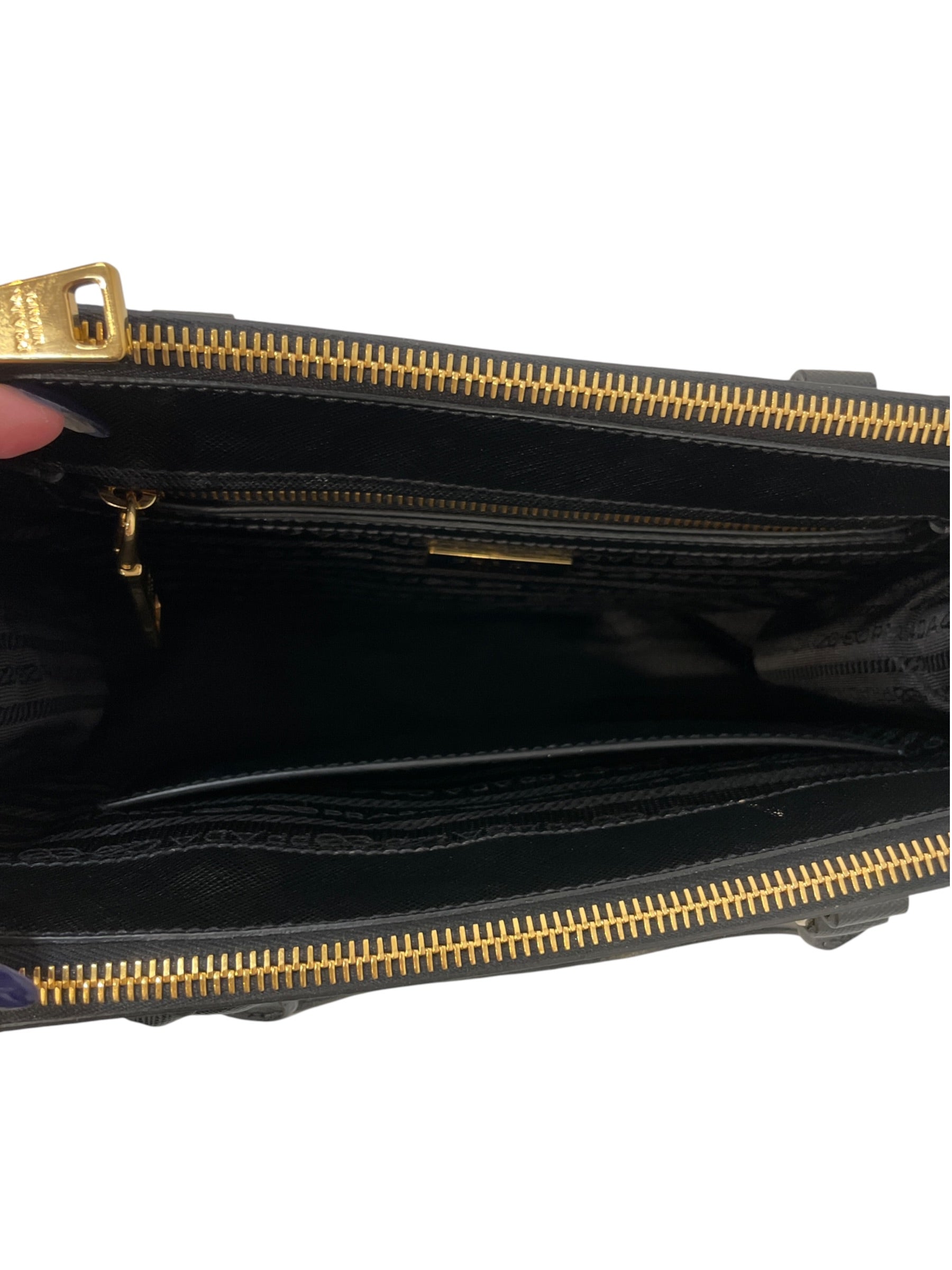PRADA/Cross Body Bag/Leather/Black/1BA863 galleria medium view 4
