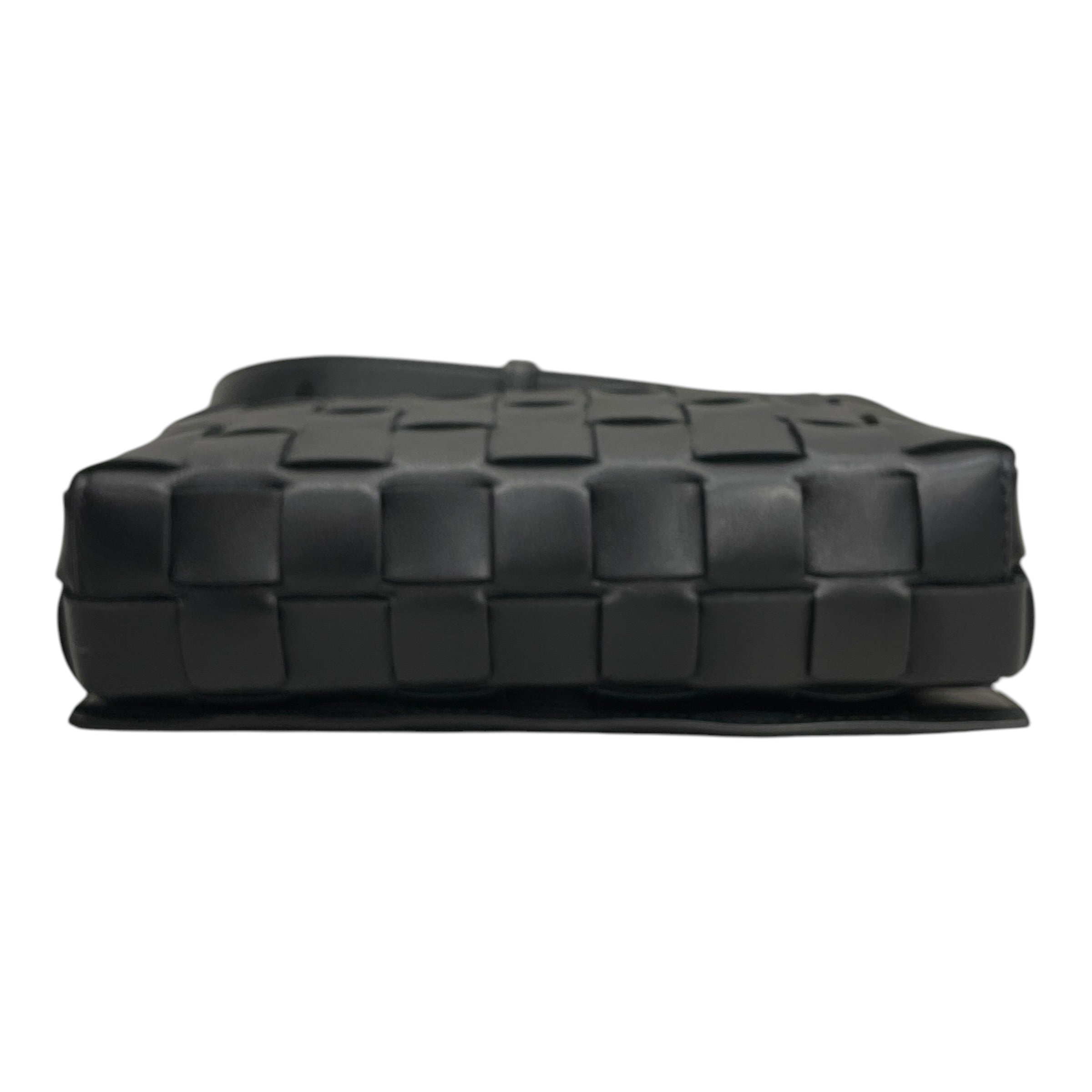 BOTTEGA VENETA/Bag/Leather/BLK/ORTO MESSENGER view 3