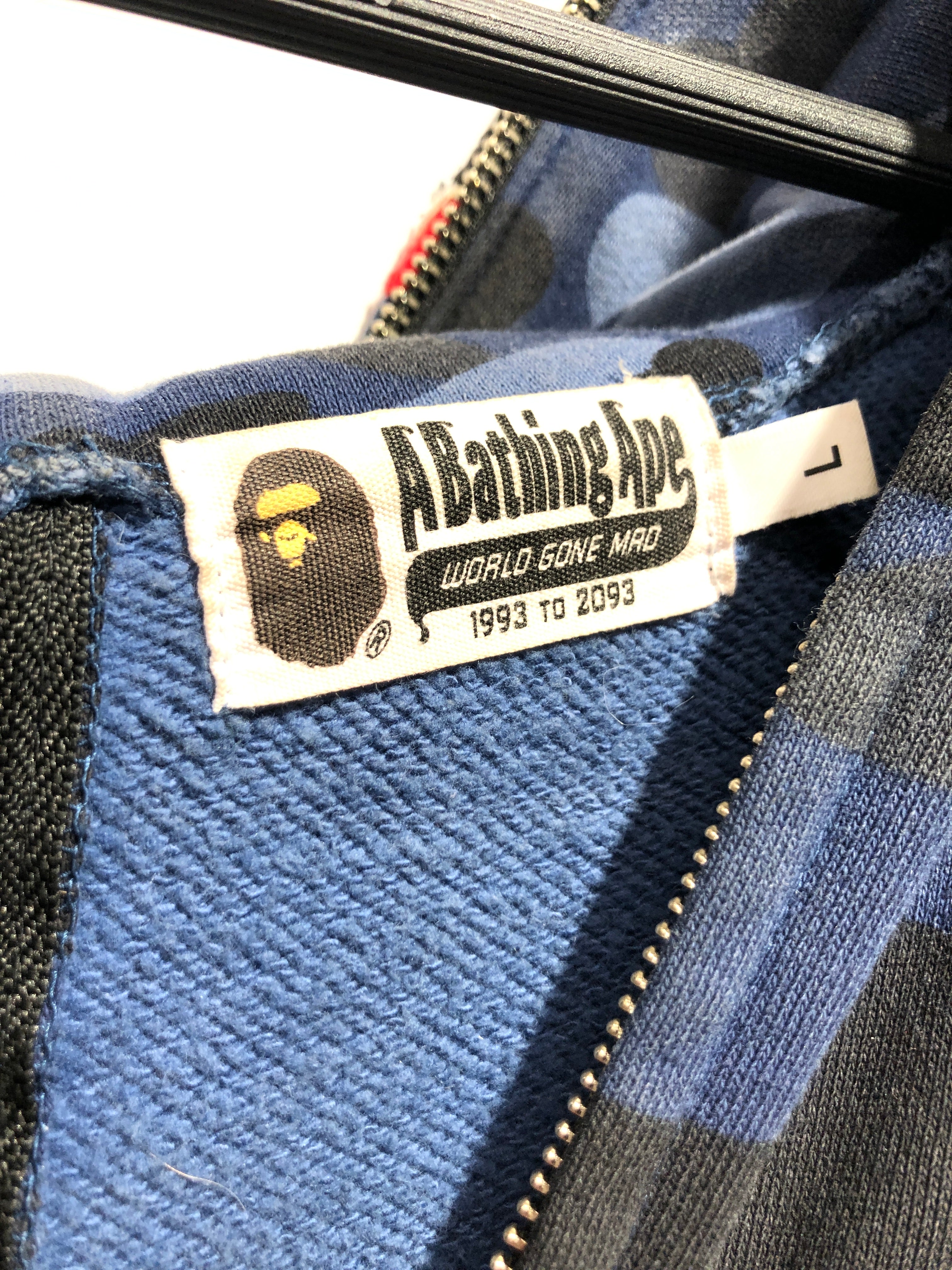 A BATHING APE/Zip Up Hoodie/L/Camouflage/Cotton/NVY/Oversize/Separate GRY/NVY Shark view 4