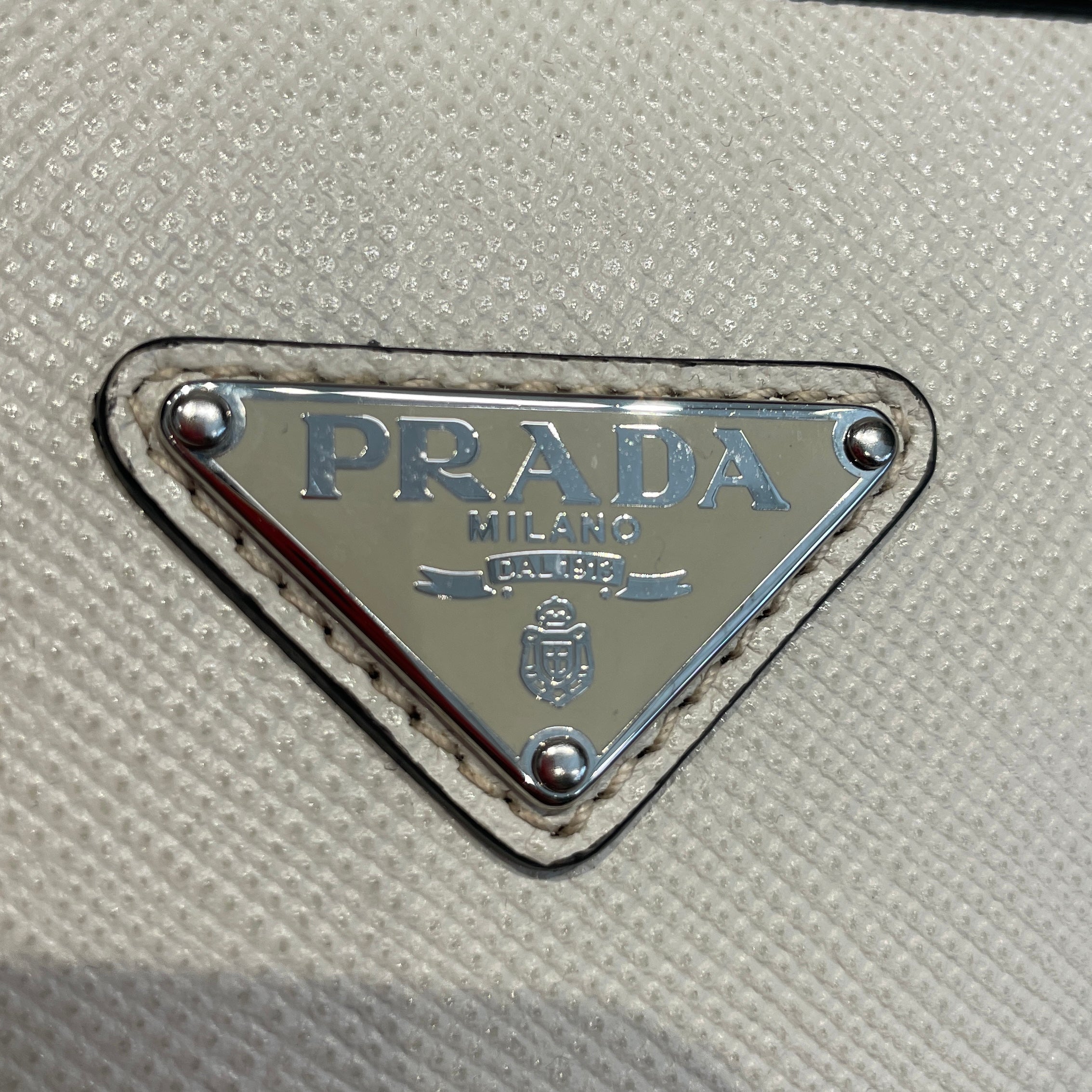 PRADA/Bag/WHT/PRADA SAFFIANO WEEKENDER view 9