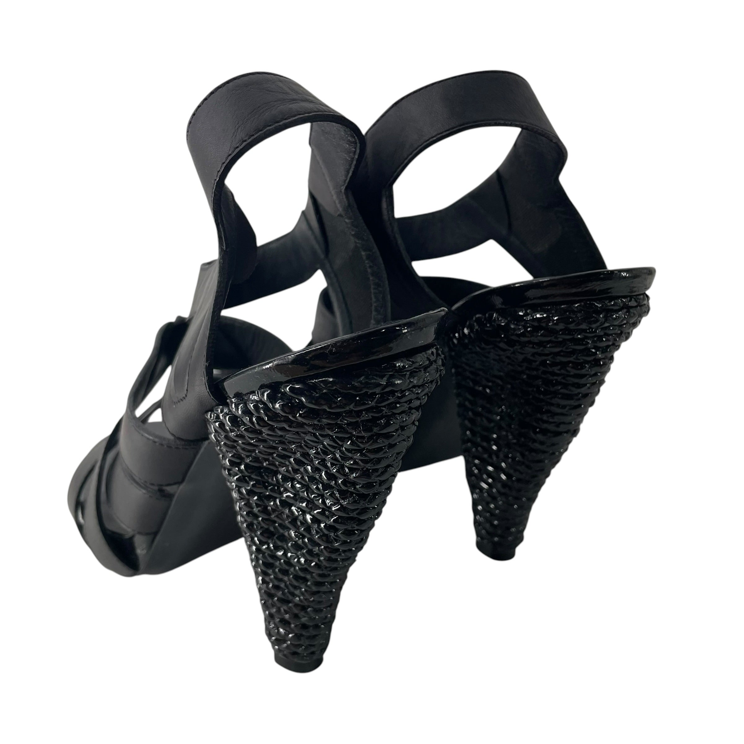 BOTTEGA VENETA/Heels/EU 39/Leather/BLK/BNWT BELT HEEL view 2