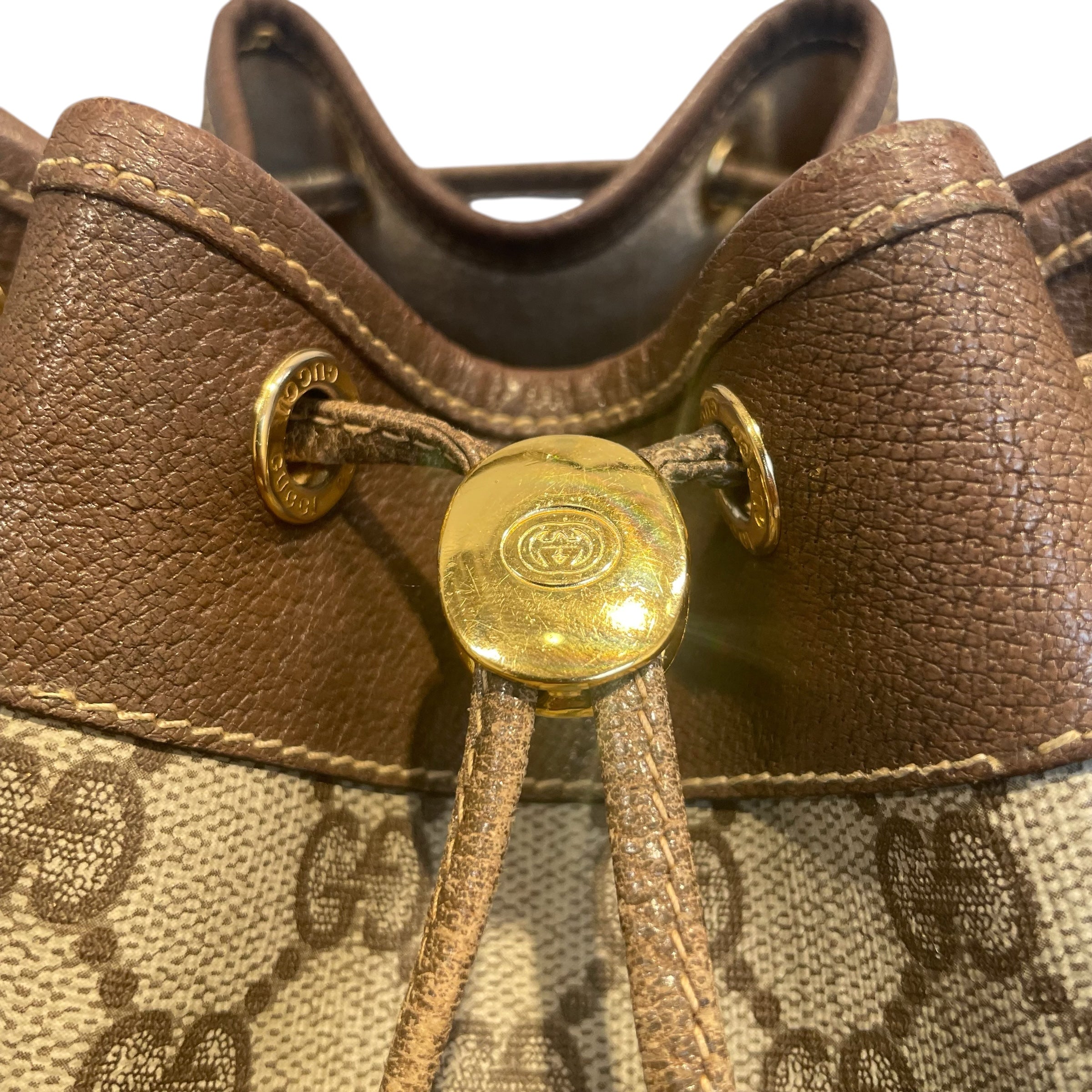 GUCCI/Bag/Monogram/BRW/bucket bag/green red stripe view 3