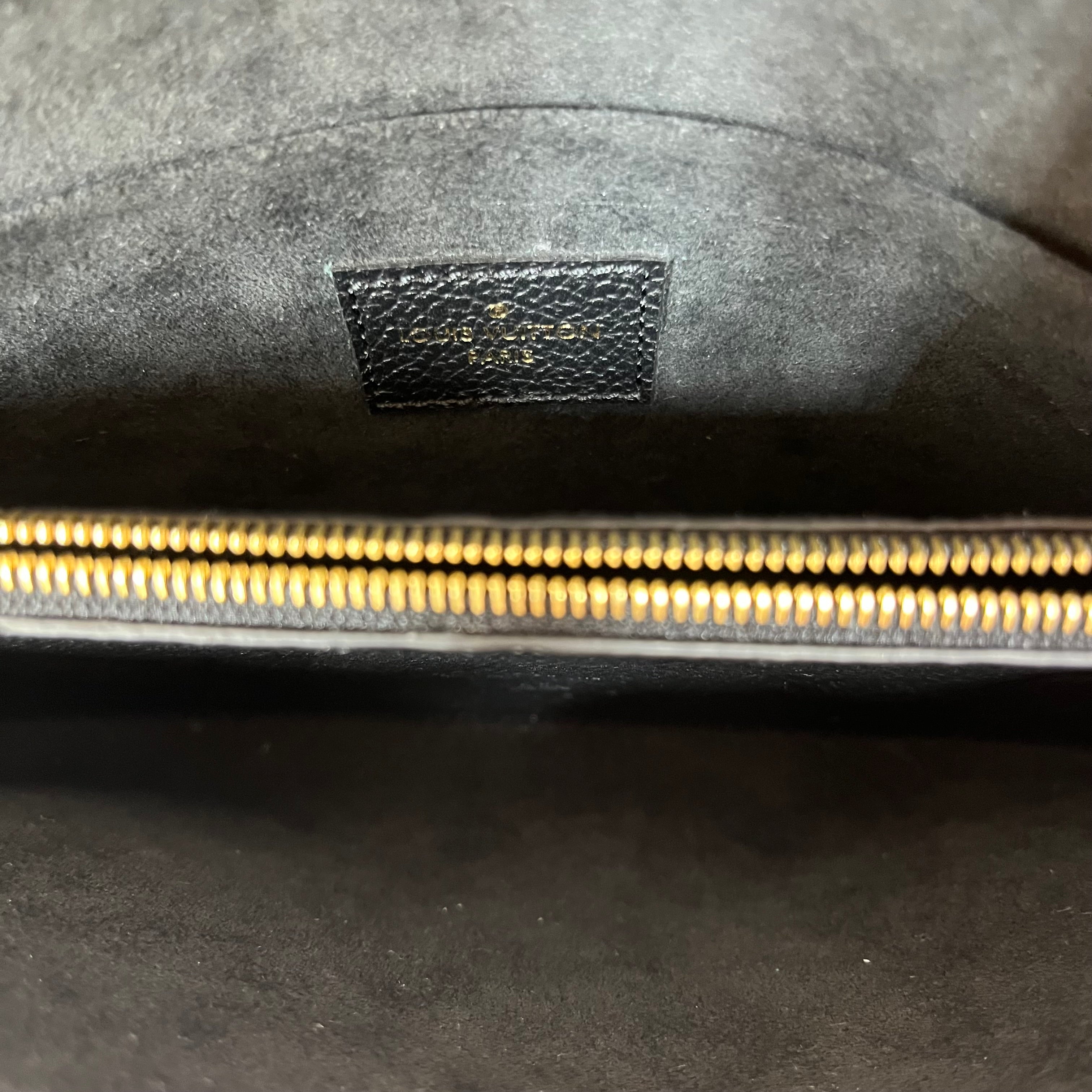 LOUIS VUITTON/Bag/Leather/BLK/pochette celicie view 4
