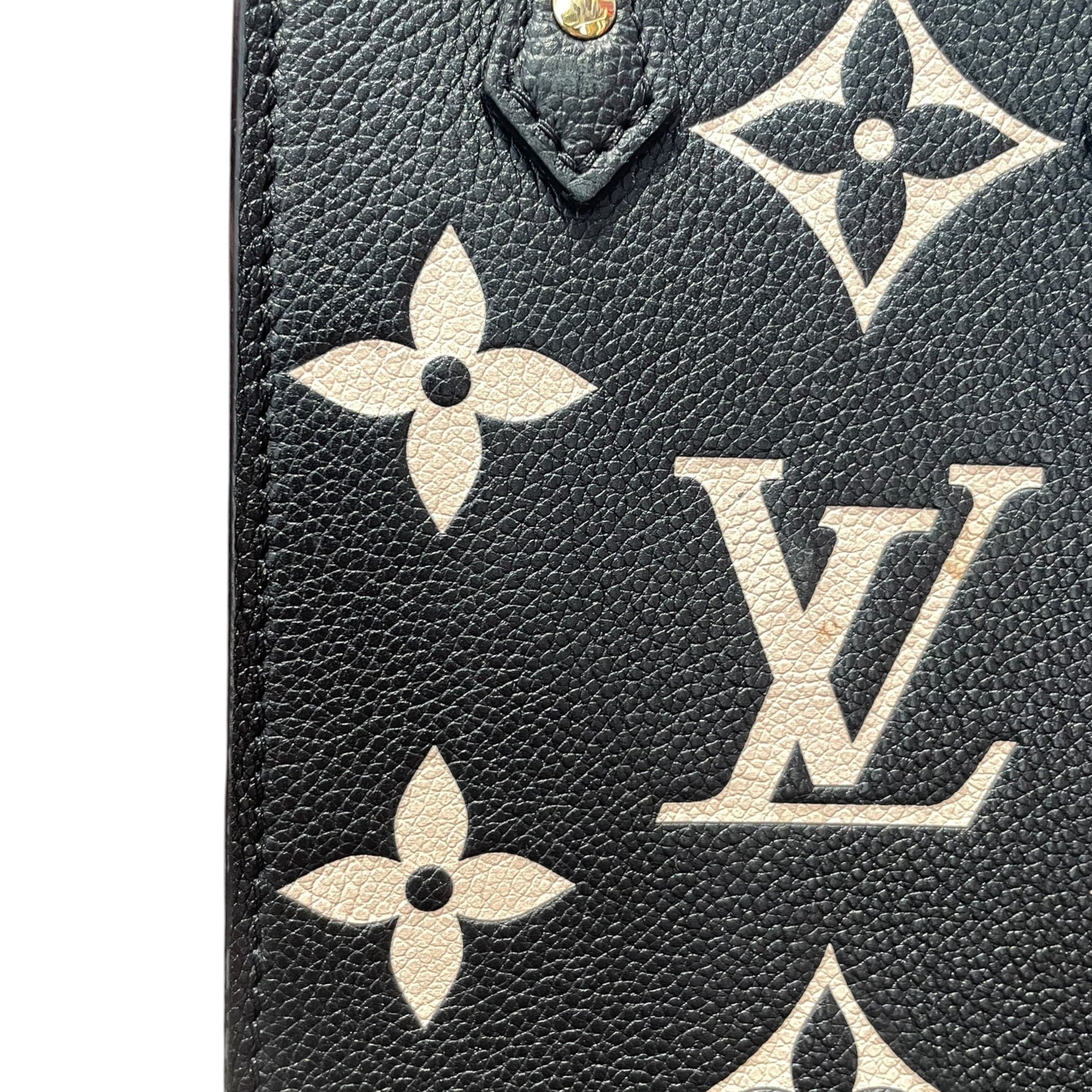 LOUIS VUITTON/Cross Body Bag/Monogram/Leather/BLK/PETIT SAC BLACK view 3
