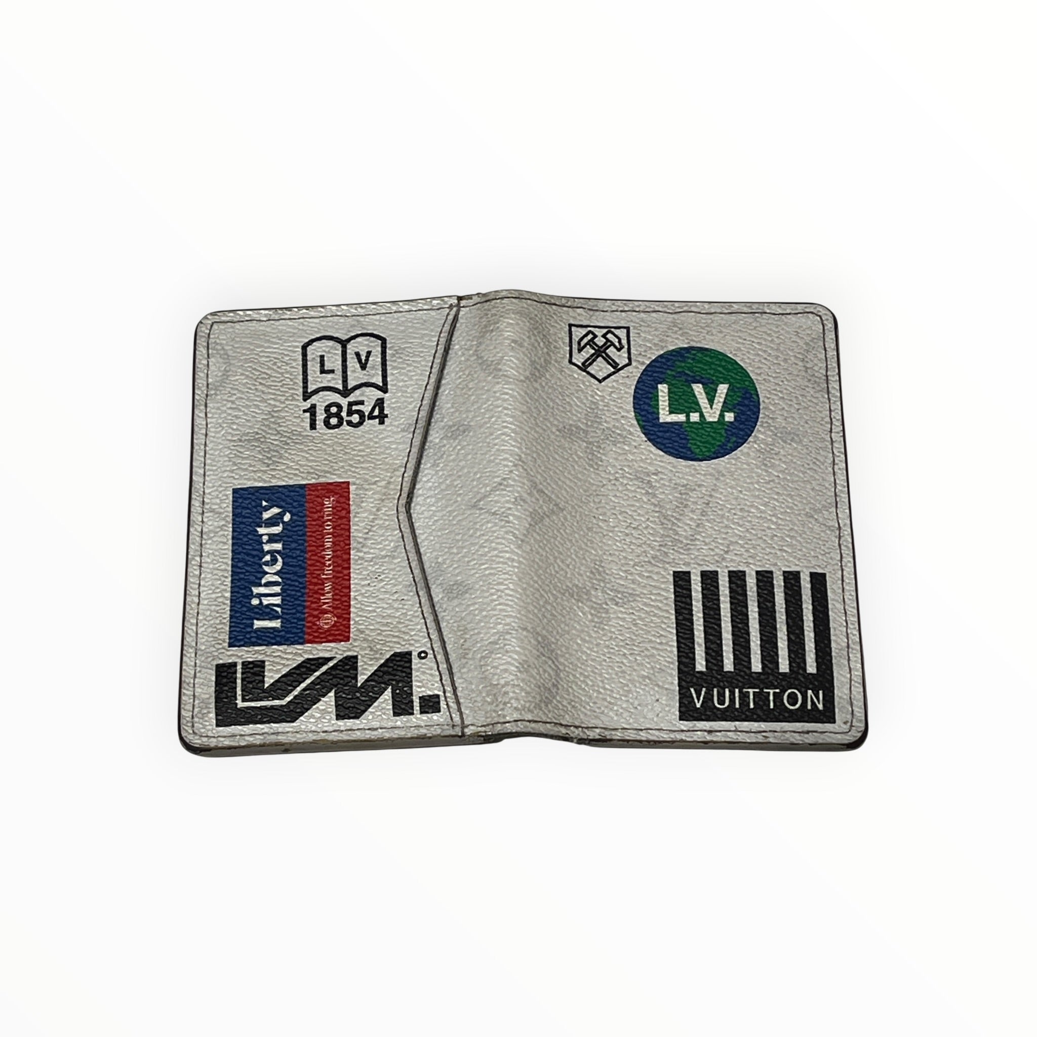 LOUIS VUITTON/Bifold Wallet/Monogram/Leather/WHT/M's/2019 MONOGRAM ARTANTICA view 4