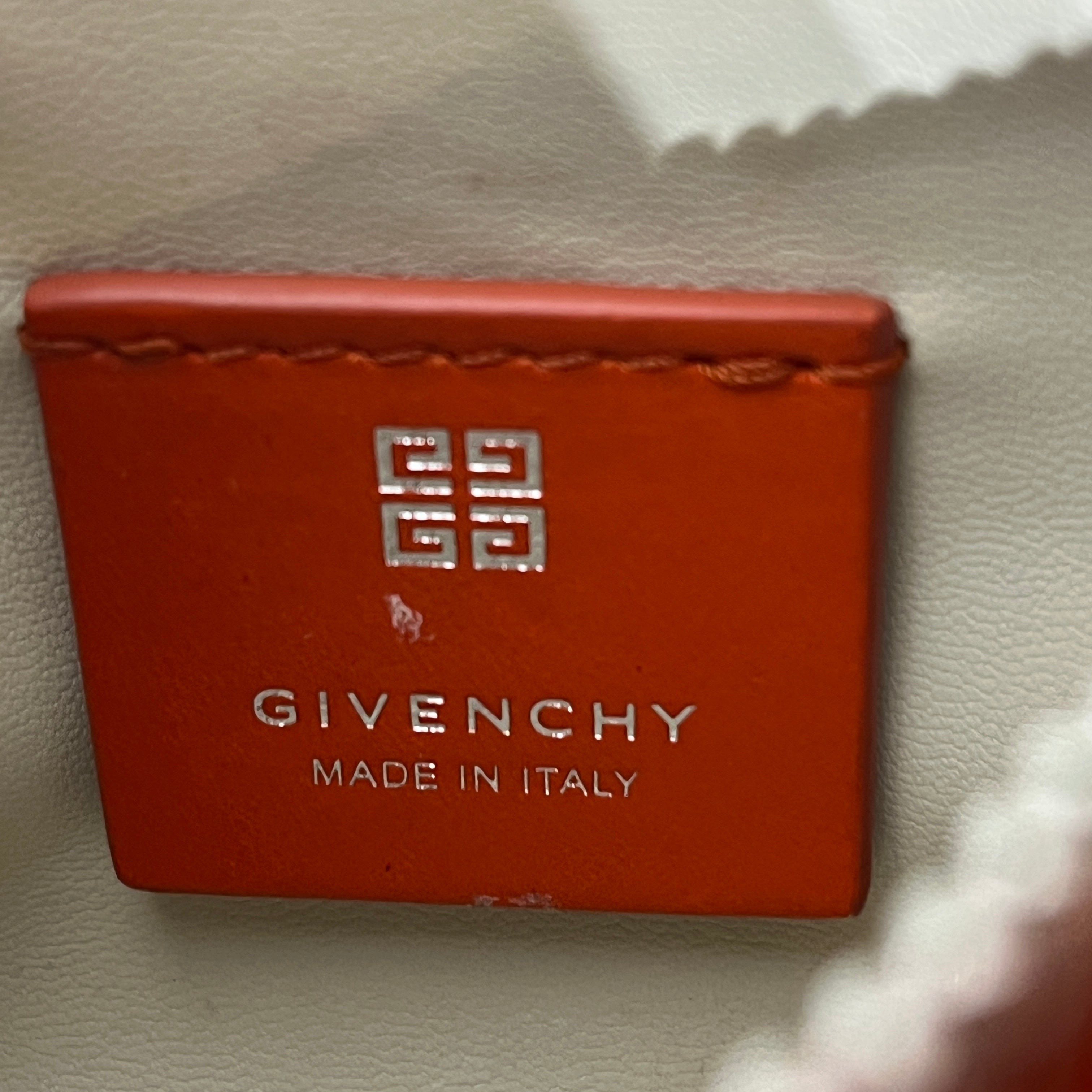 GIVENCHY/Cross Body Bag/Leather/ORN/Monogram Chain Handbag view 5
