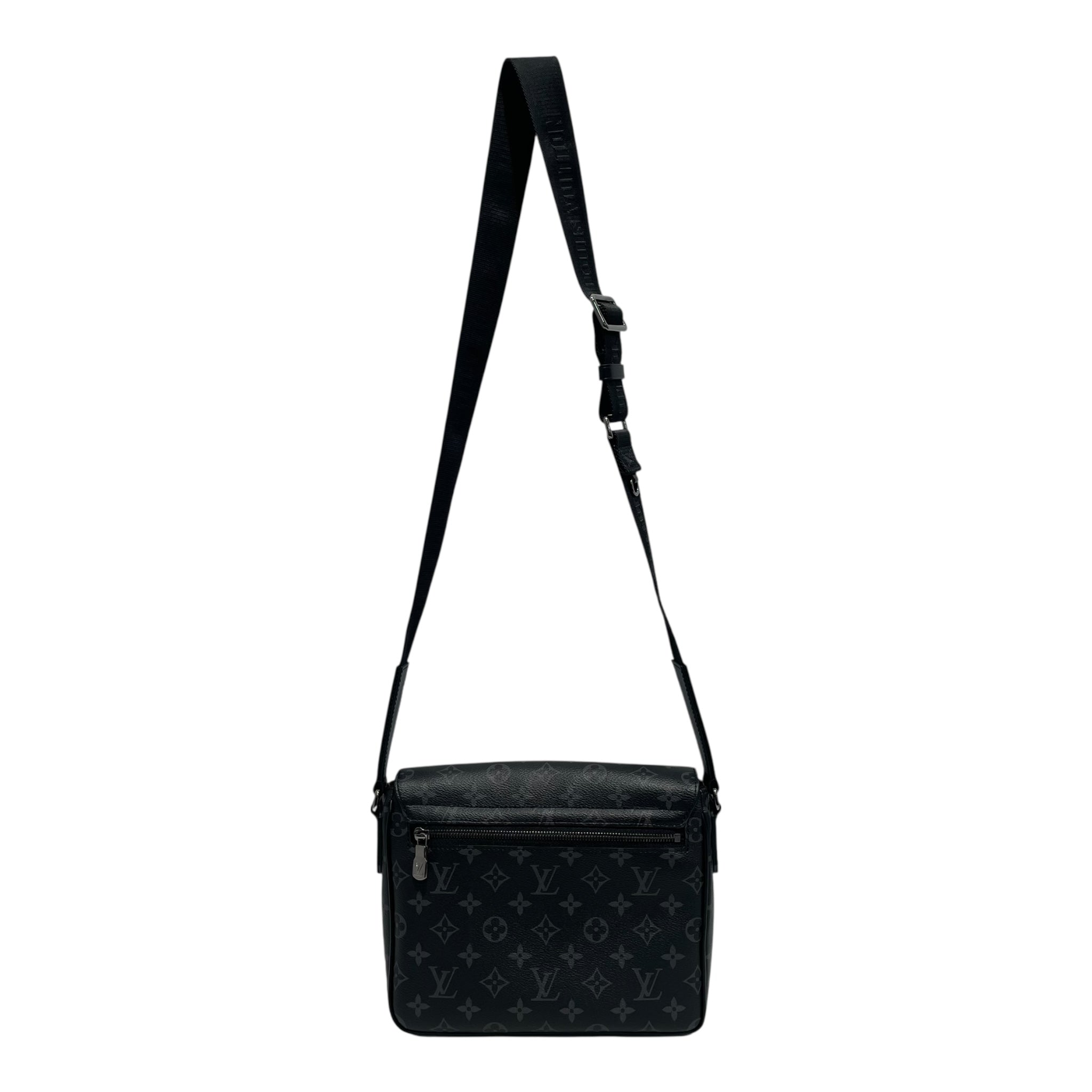 LOUIS VUITTON/Bag/Monogram/Leather/BLK/DISTRICT MESSENGER BAG view 2