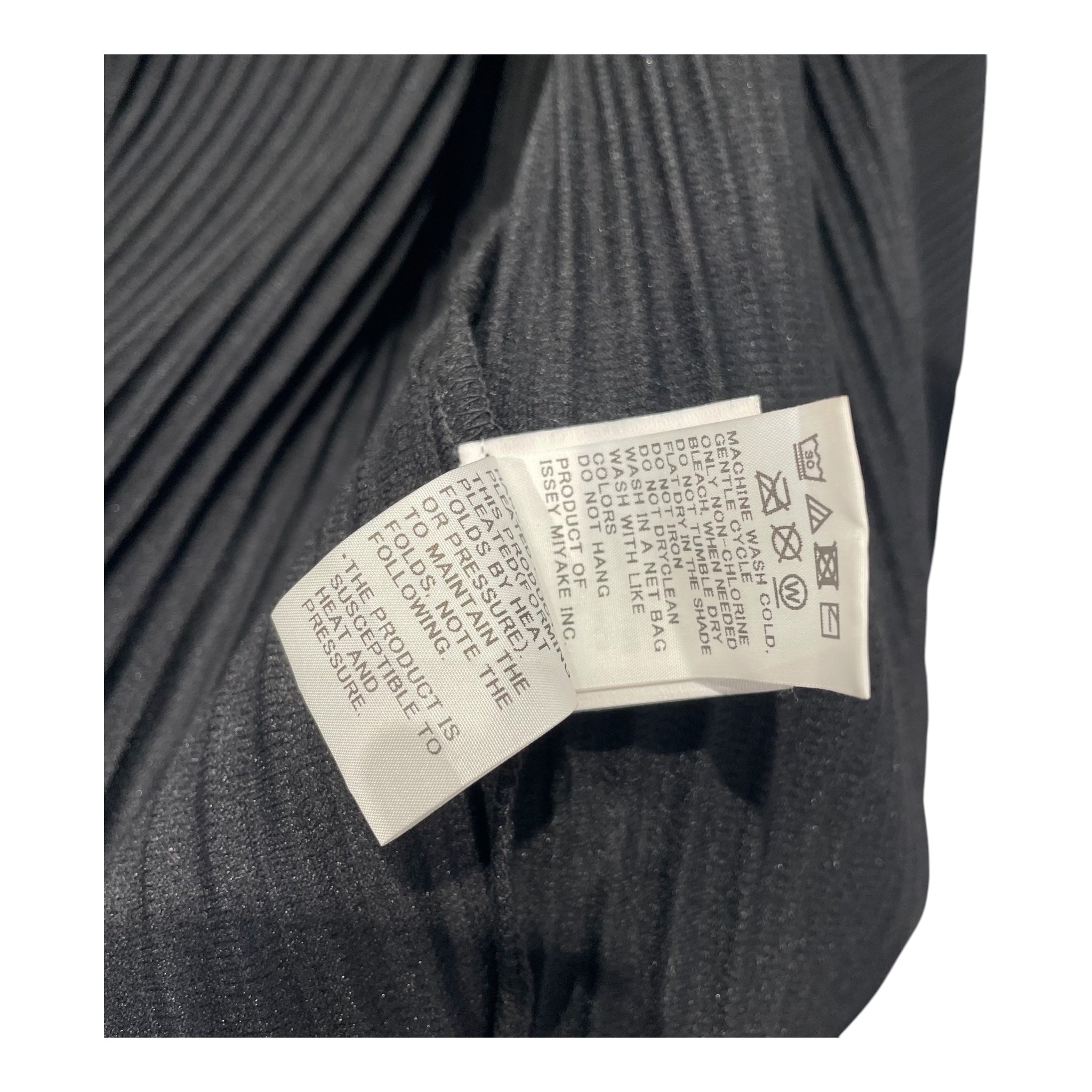 HOMME PLISSE ISSEY MIYAKE/Jacket/2/Polyester/BLK/PLEATED, SINGLE BOTTOM BUTTON view 5
