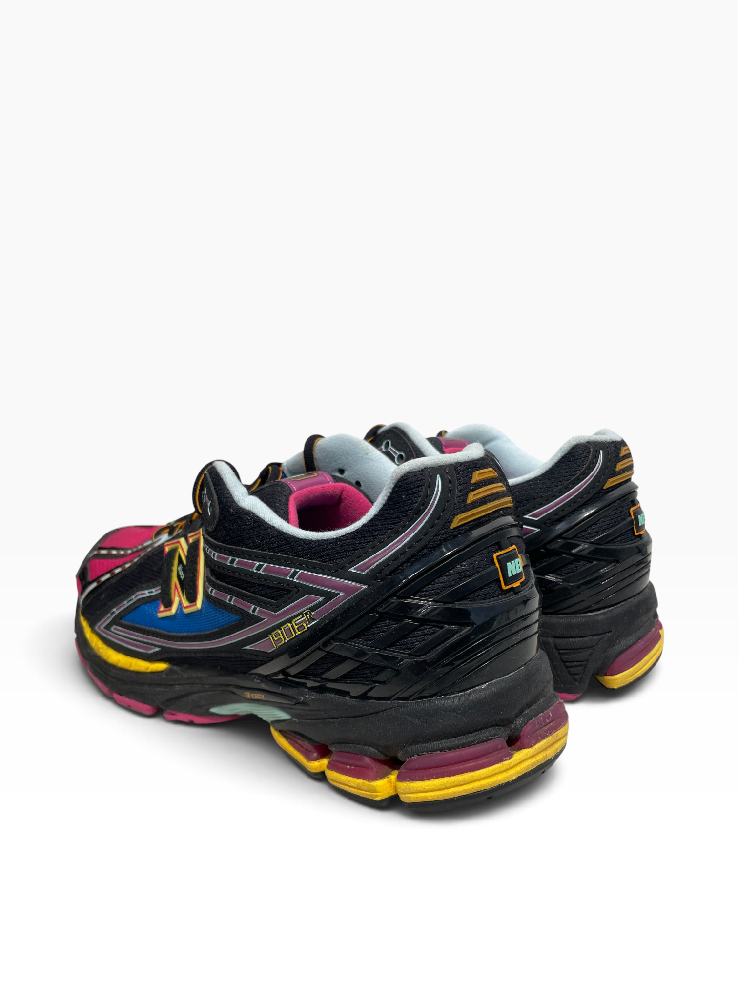 NEW BALANCE/Low-Sneakers/US 10.5/MLT/U-Tip/1906R NEON NIGHTS view 2