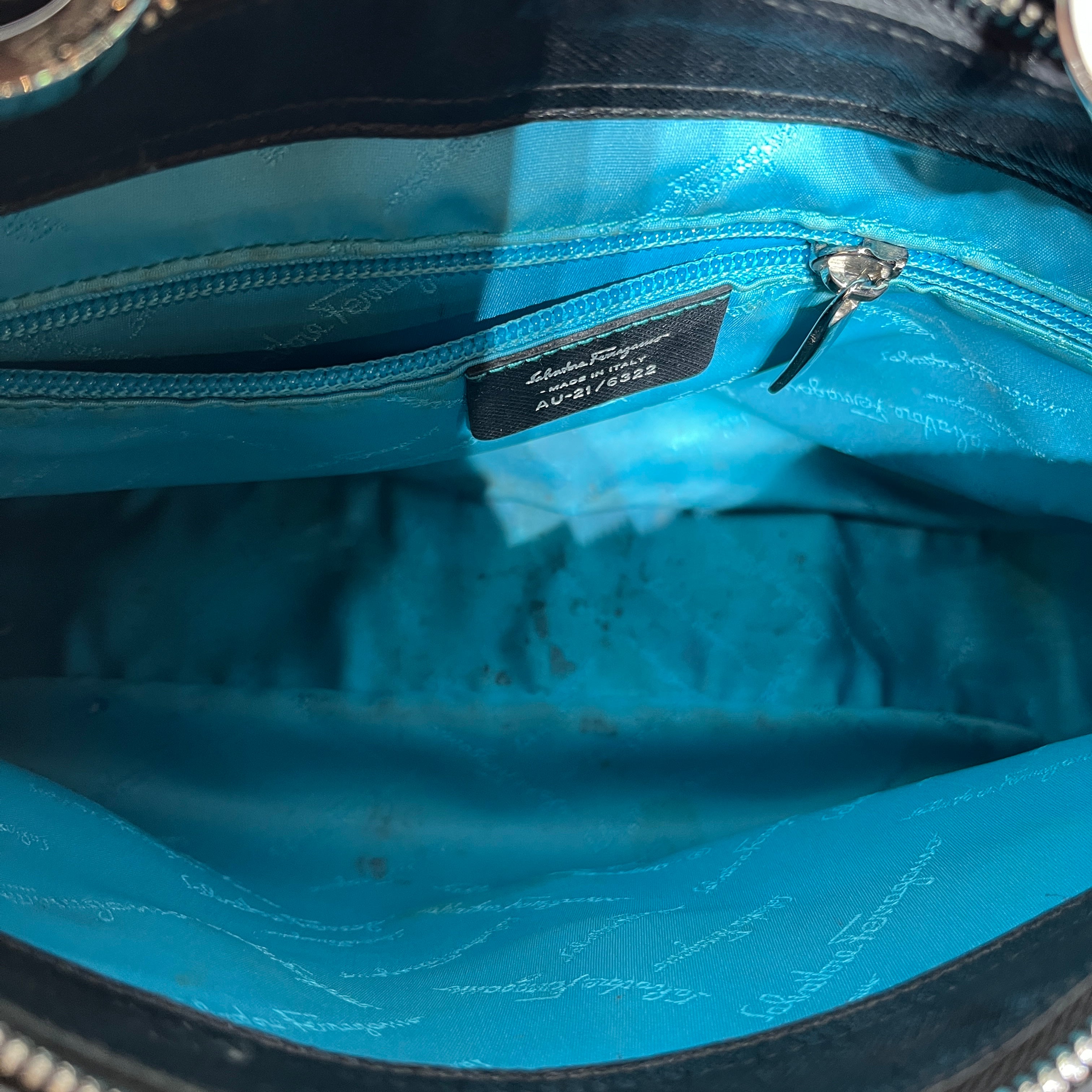 Salvatore Ferragamo/Bag/Leather/BLK/GANCIO SHOULDER BAG view 3