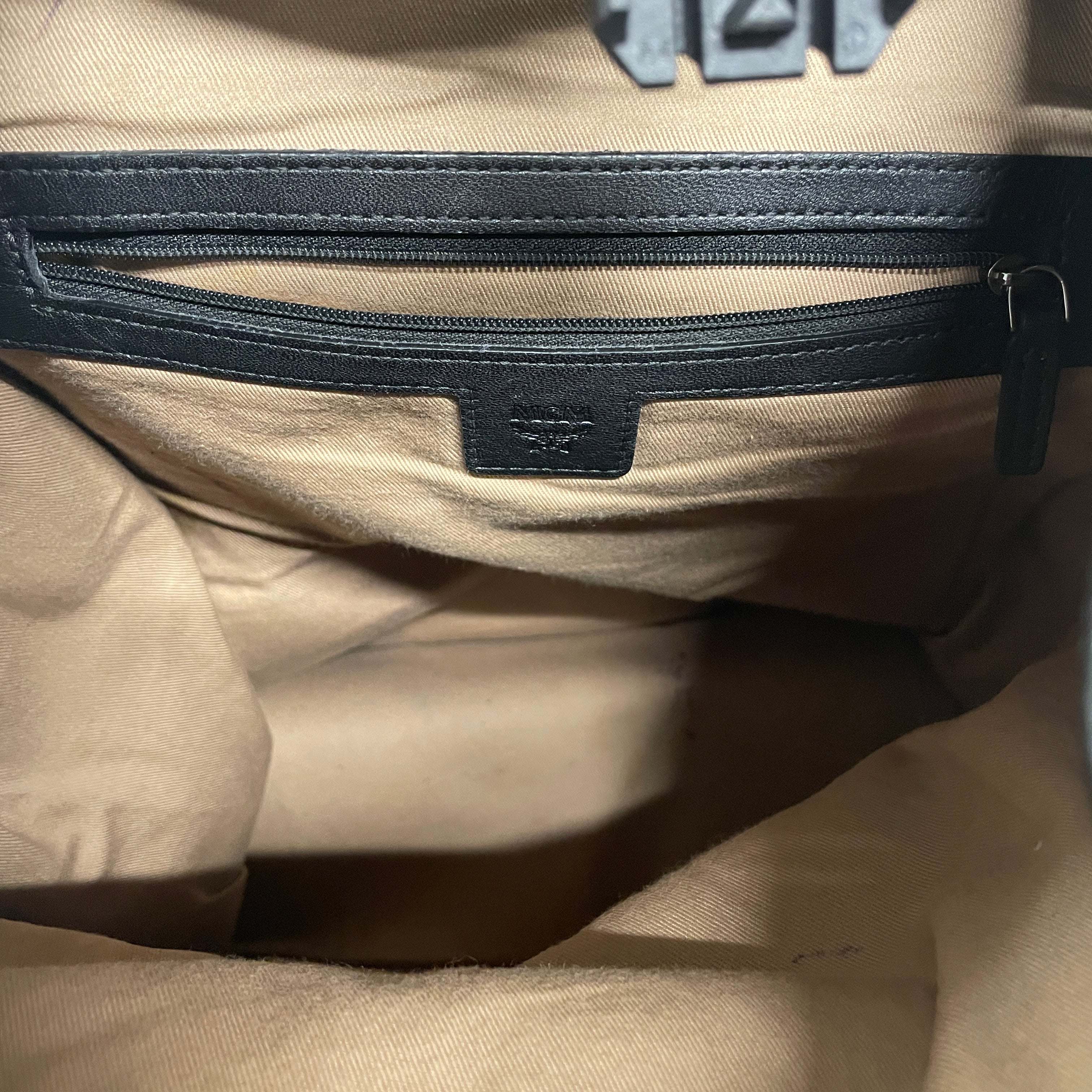 MCM/Backpack/Monogram/Leather/BRW/BLACK TXT TIRM view 5