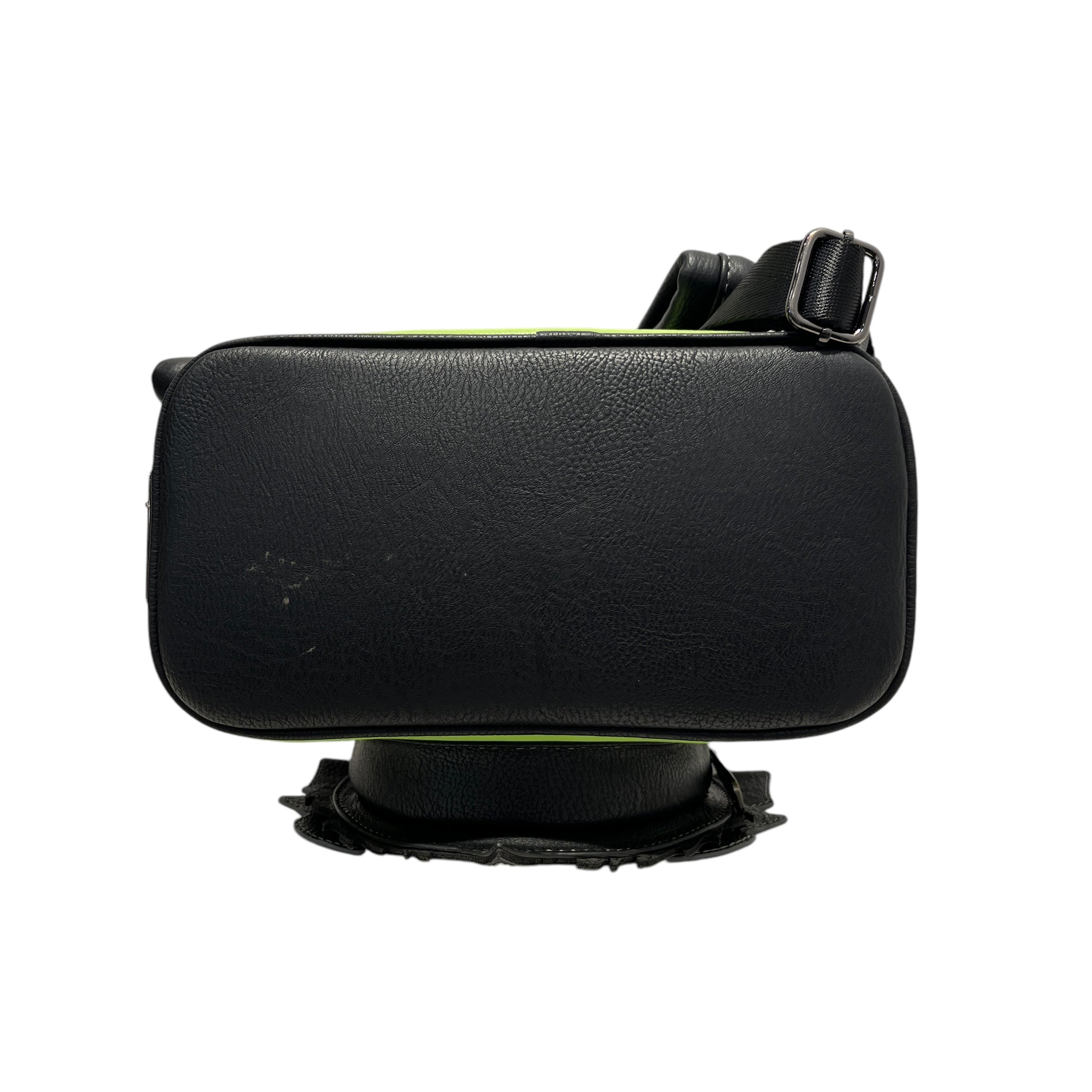 Loungefly/Backpack/BLK/glass mirror princess view 3