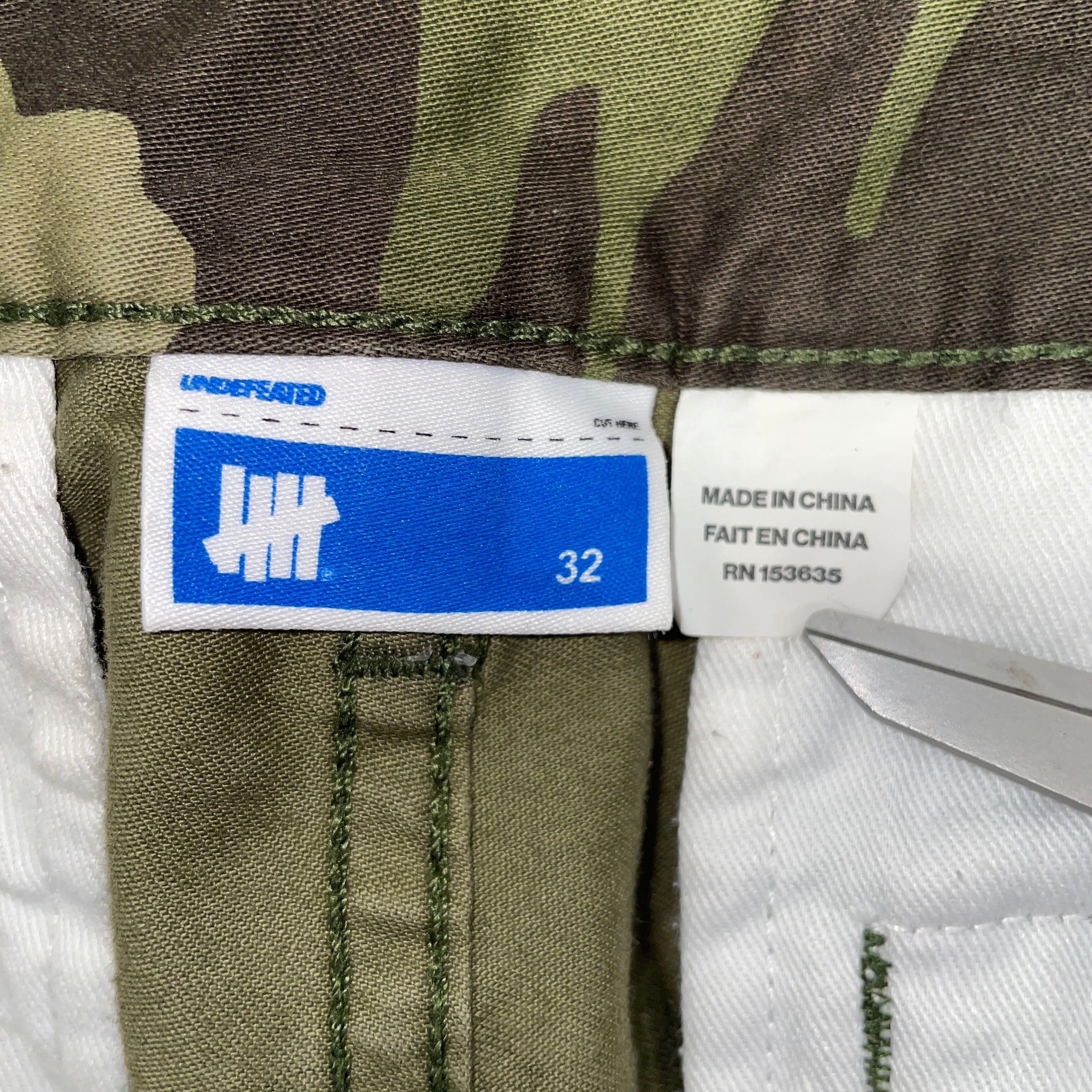UNDEFEATED/Cargo Pants/32/Cotton/GRN/Camouflage/Green Camo Cargo Pants view 3