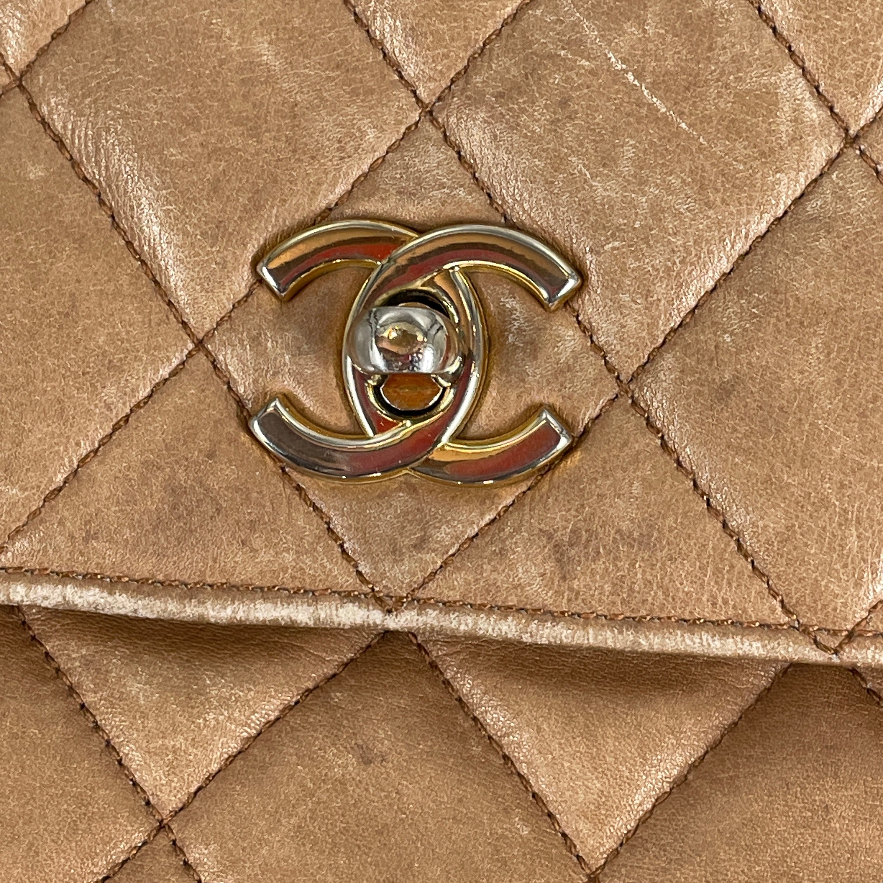 CHANEL/Cross Body Bag/OS/Leather/BEG/BEIGE HOBO QUILTED SML CRSSBDY view 6