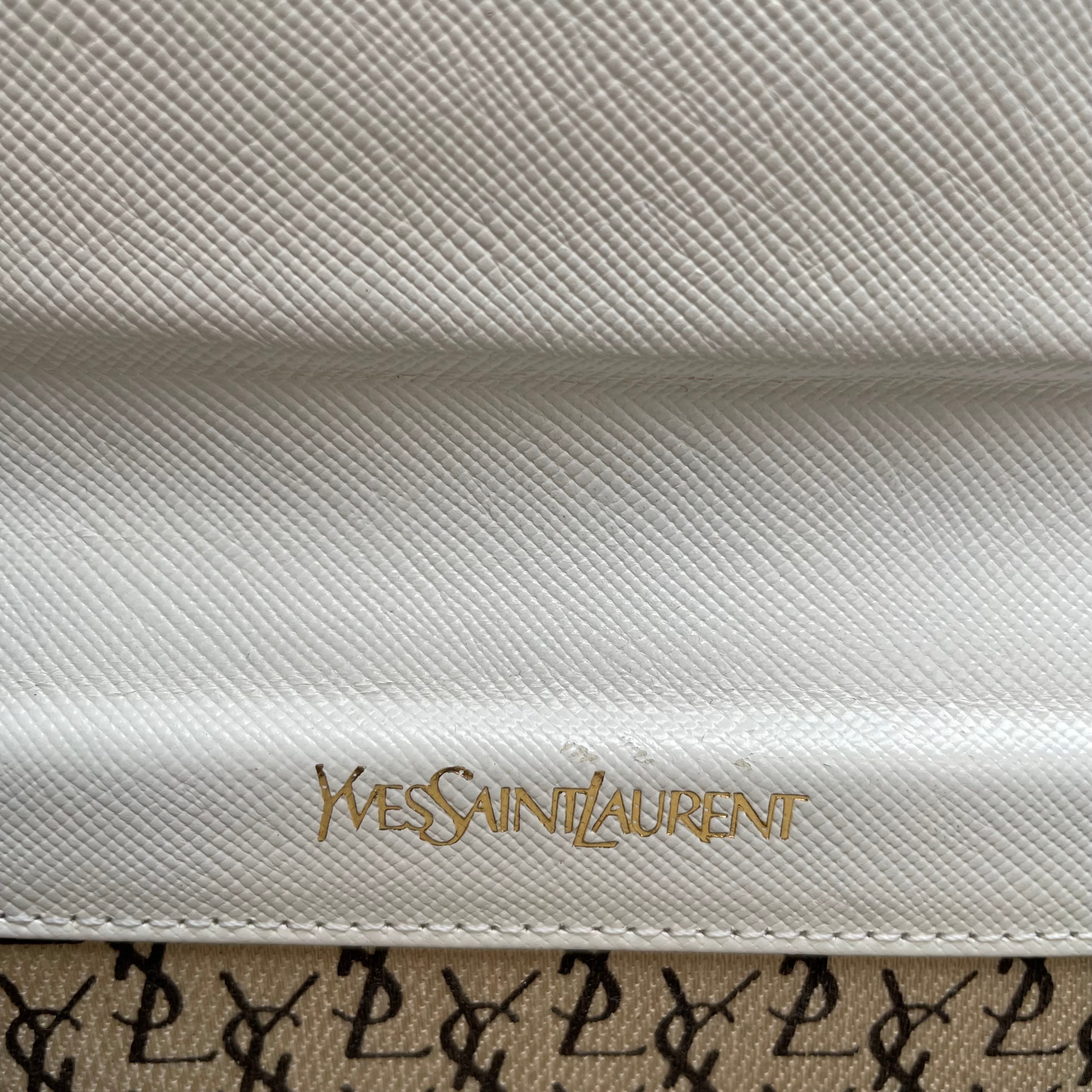 YVES SAINT LAURENT/Clutch Bag/Leather/WHT/SILVER STUDS/MONOGRAM LINEN view 6