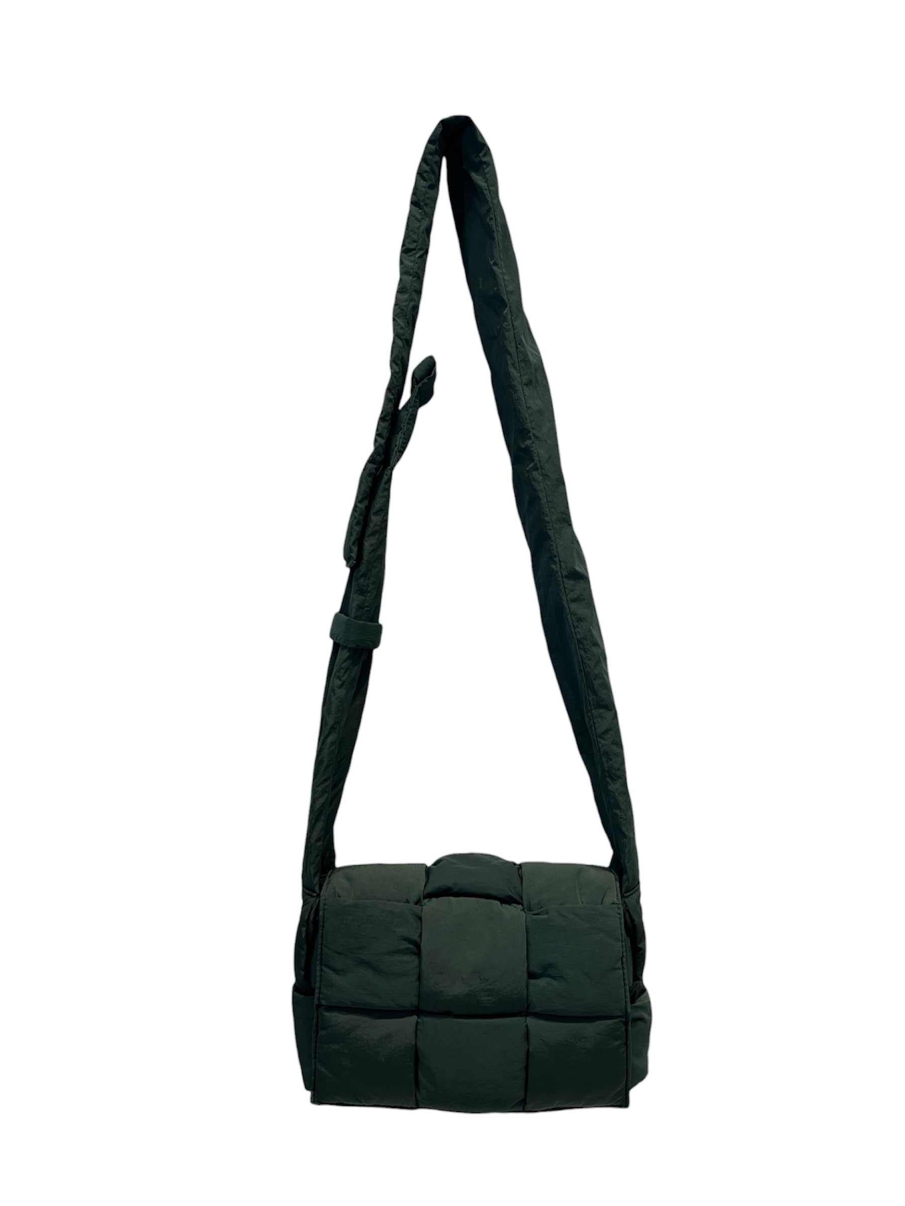 BOTTEGA VENETA/Bag/Nylon/GRN/PADDED TECH CASSETTE BAG view 1