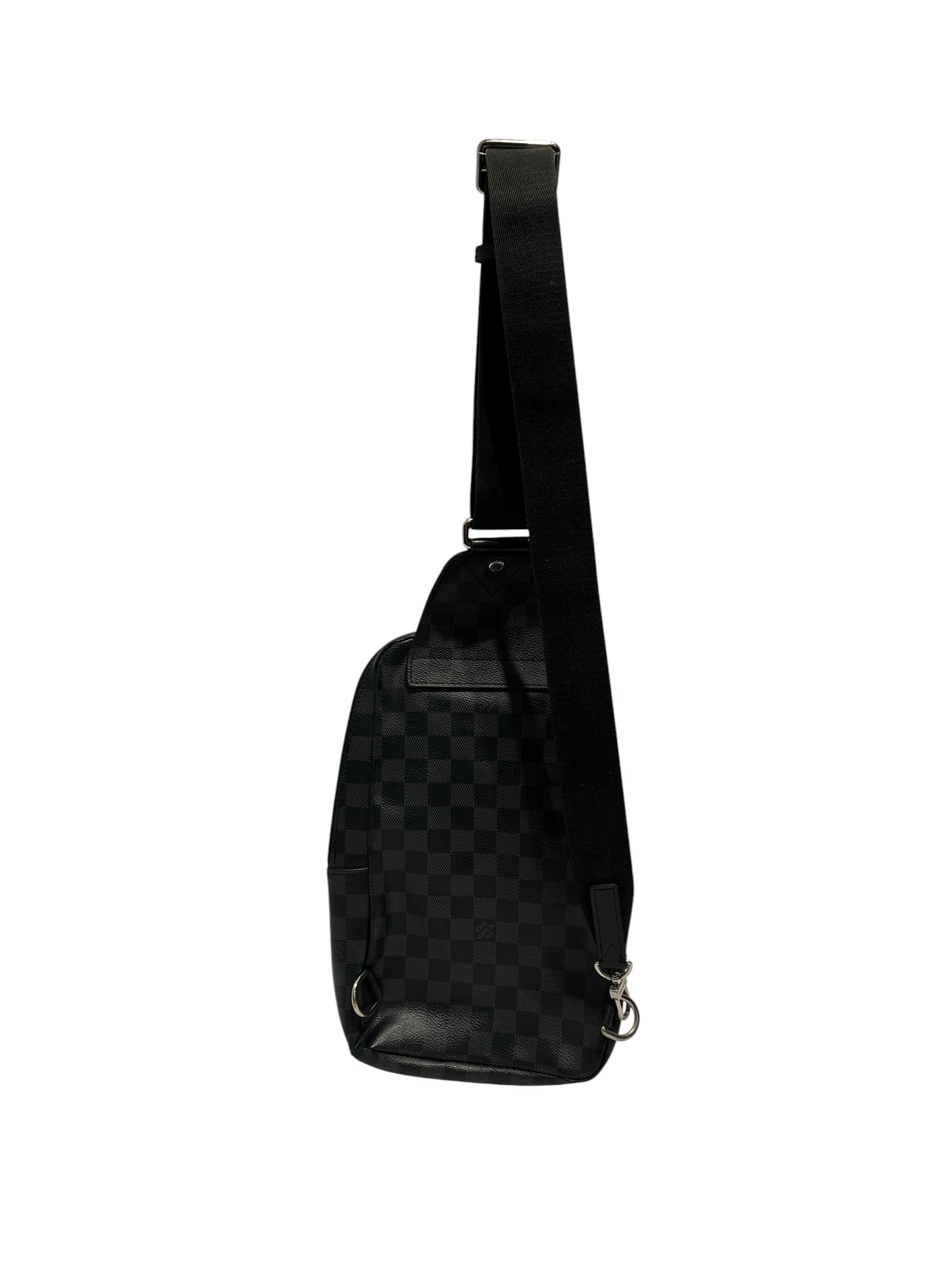 LOUIS VUITTON/Fanny Pack/Monogram/Leather/BLK/avenue sling view 2