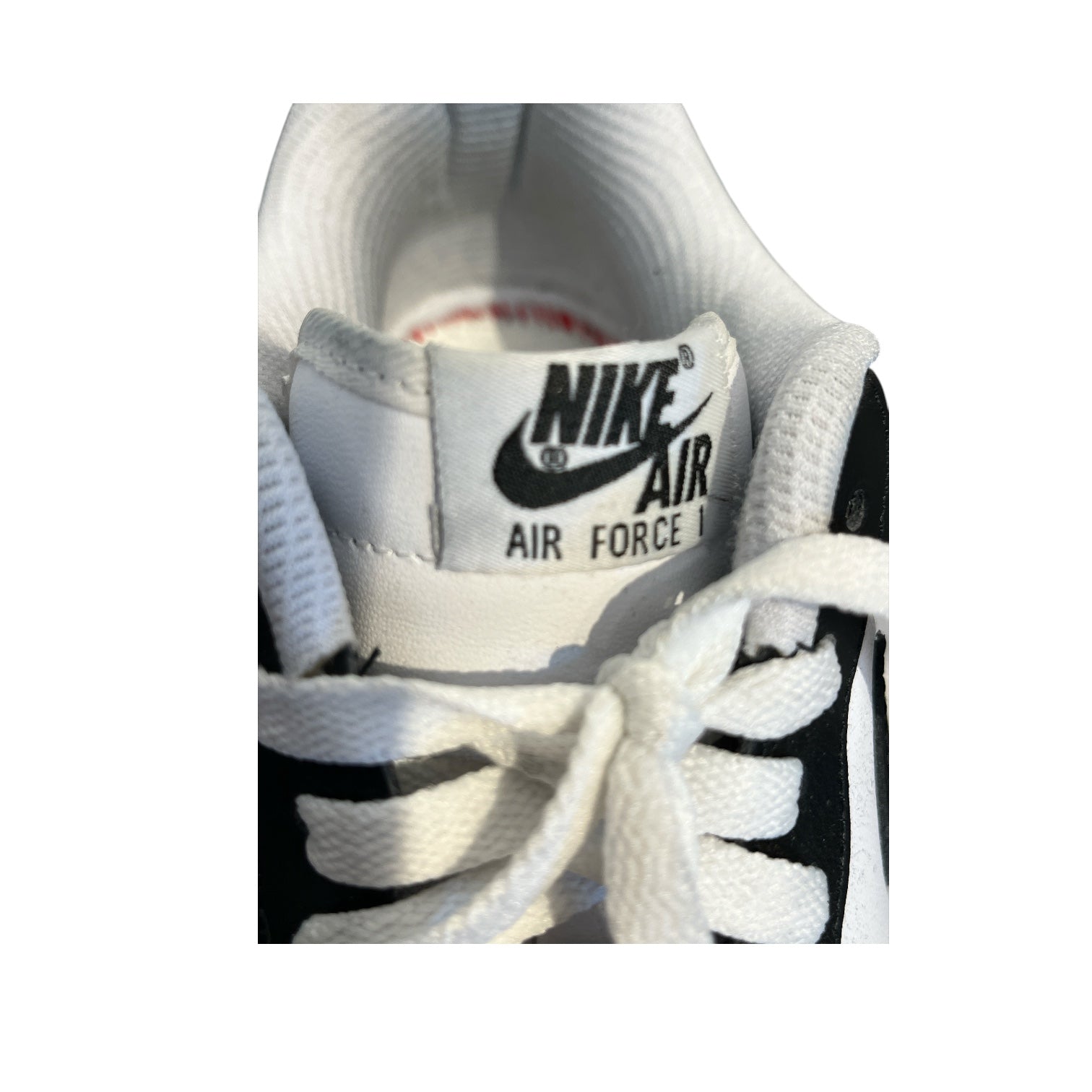 NIKE/Low-Sneakers/US 10/WHT/black & w view 5