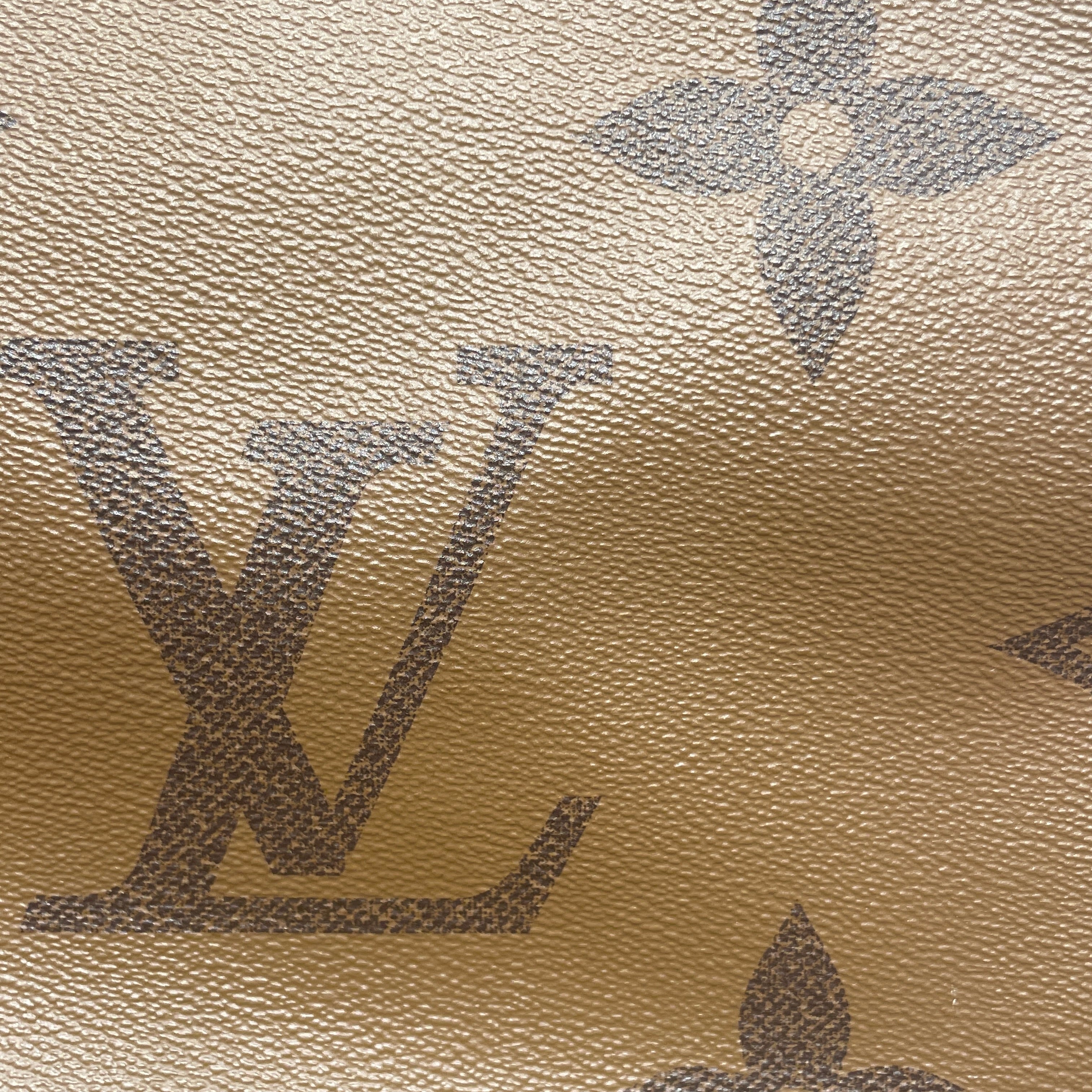 LOUIS VUITTON/Hand Bag/Monogram/Leather/BRW/GM MONOGRAM BAG OnTheGo Tote view 4