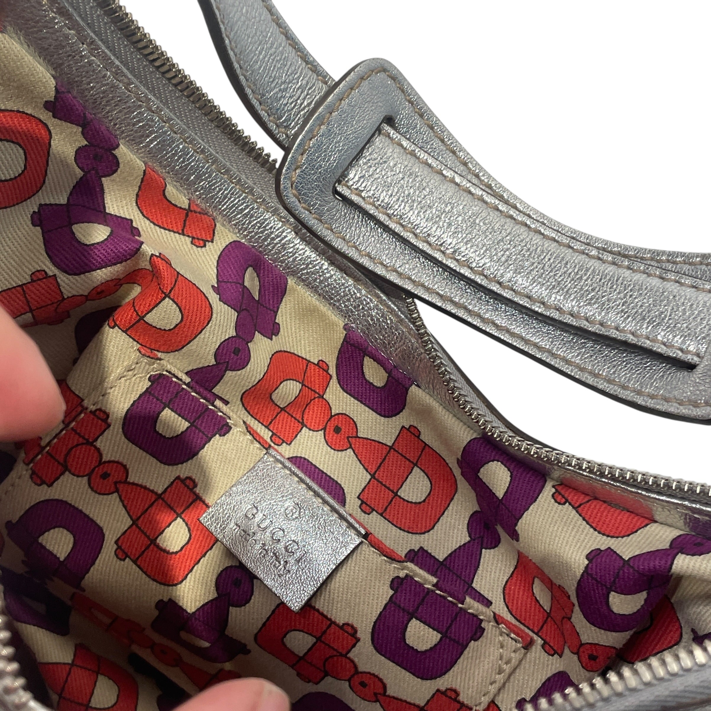 GUCCI/Tote Bag/Monogram/Leather/SLV/GG SIGNATURE PRINCY SMALL HOBO view 6