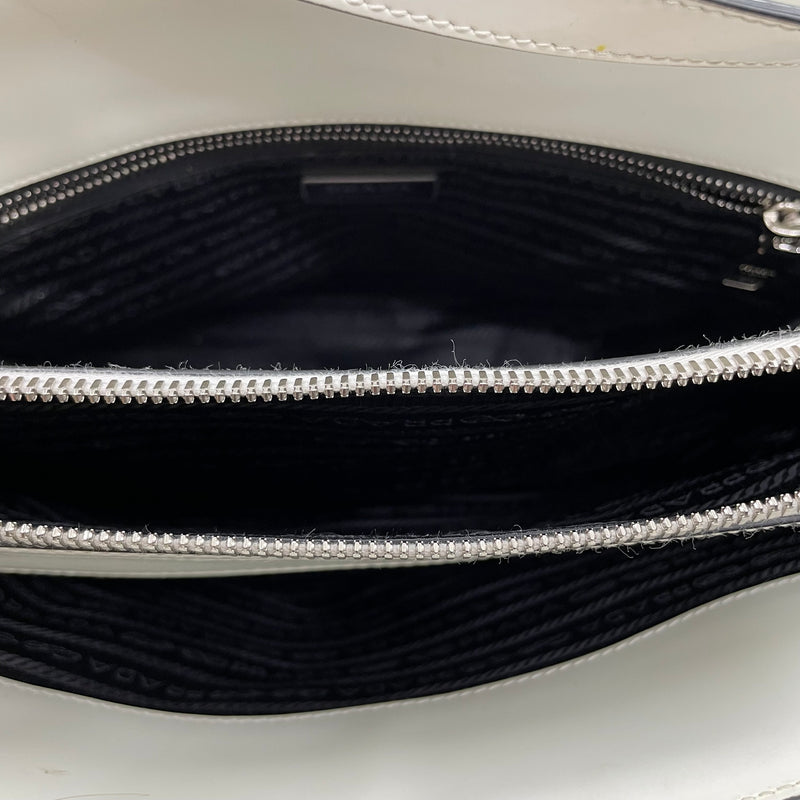 PRADA/Bag/Leather/WHT/RE-EDITION 1995