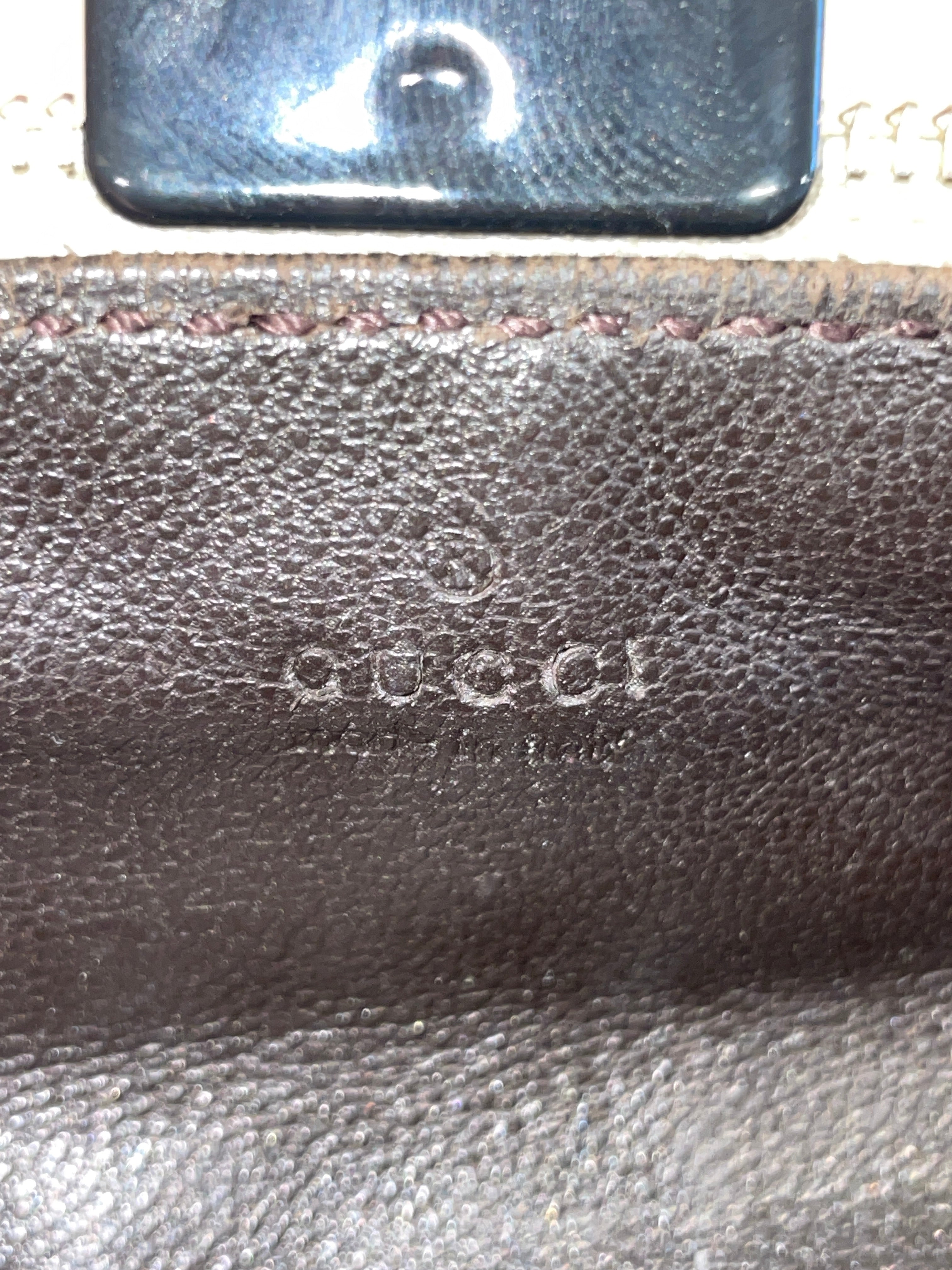 GUCCI/Pouch/Monogram/Leather/CRM/GUCCI PENCIL CASE SLIGHT RIP view 5