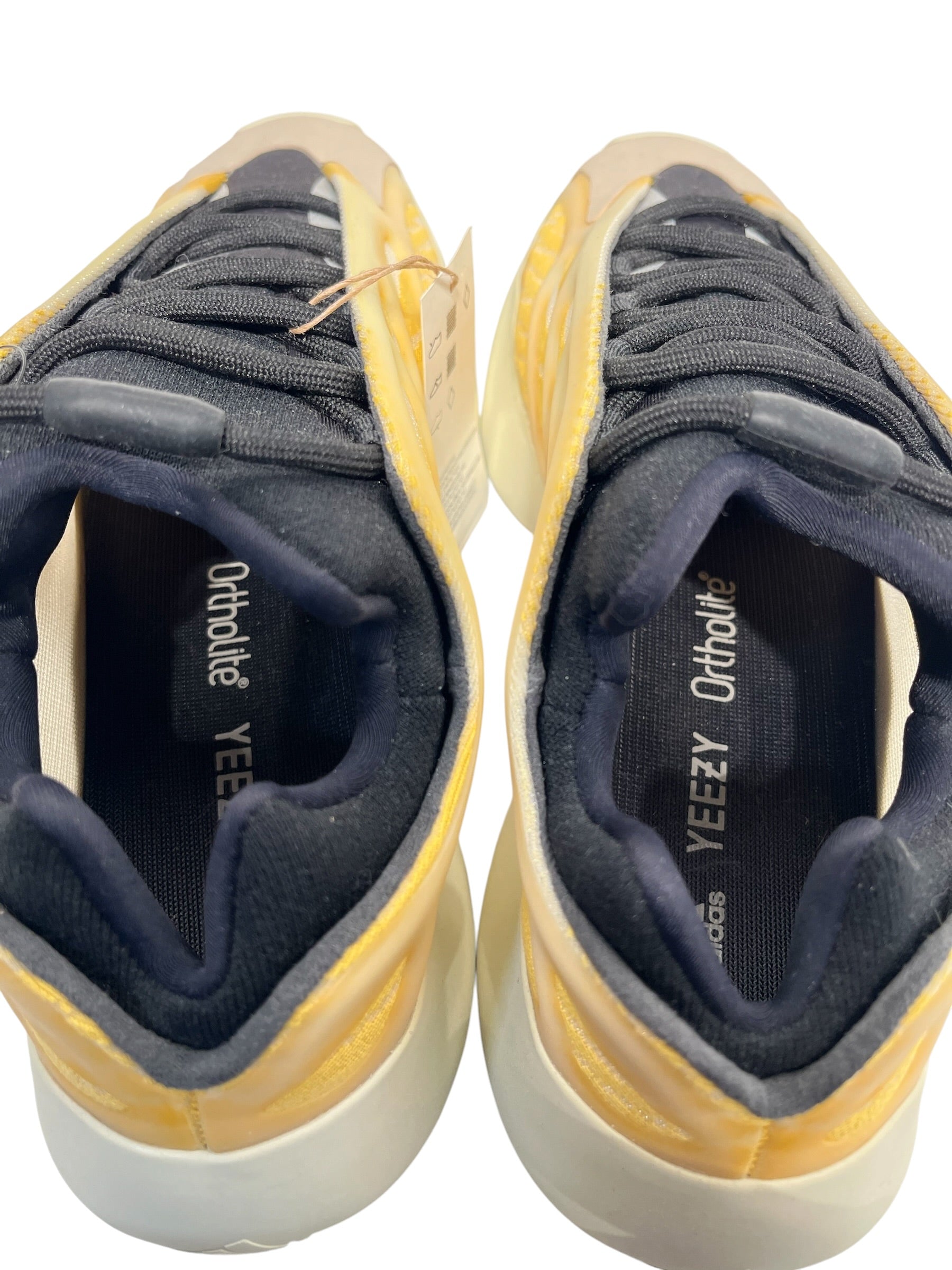 YEEZY/Low-Sneakers/US 10.5/All Over Print/GLD/700 V3 Safflower view 3