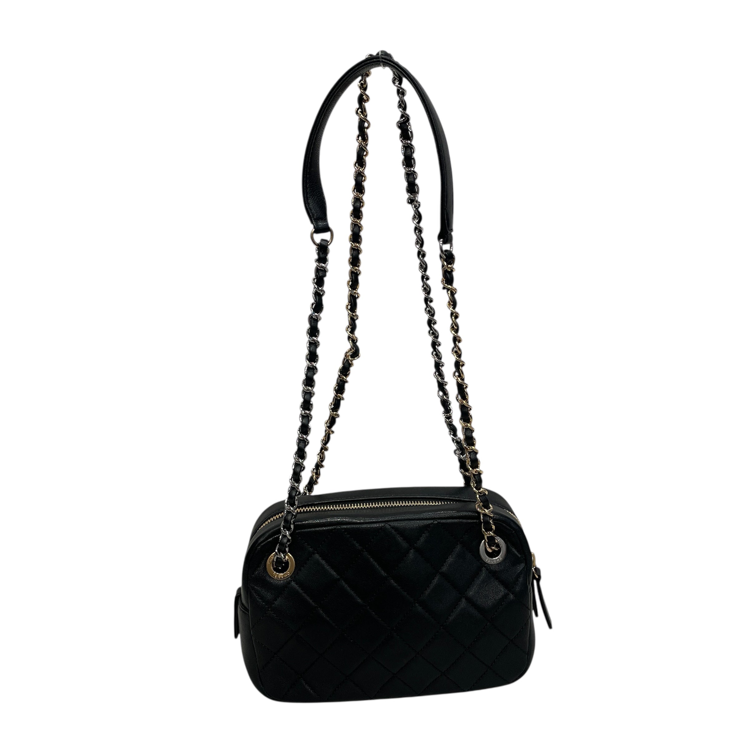 CHANEL/Cross Body Bag/Leather/BLK/28417541 QUILTED CAMERA BAG view 2